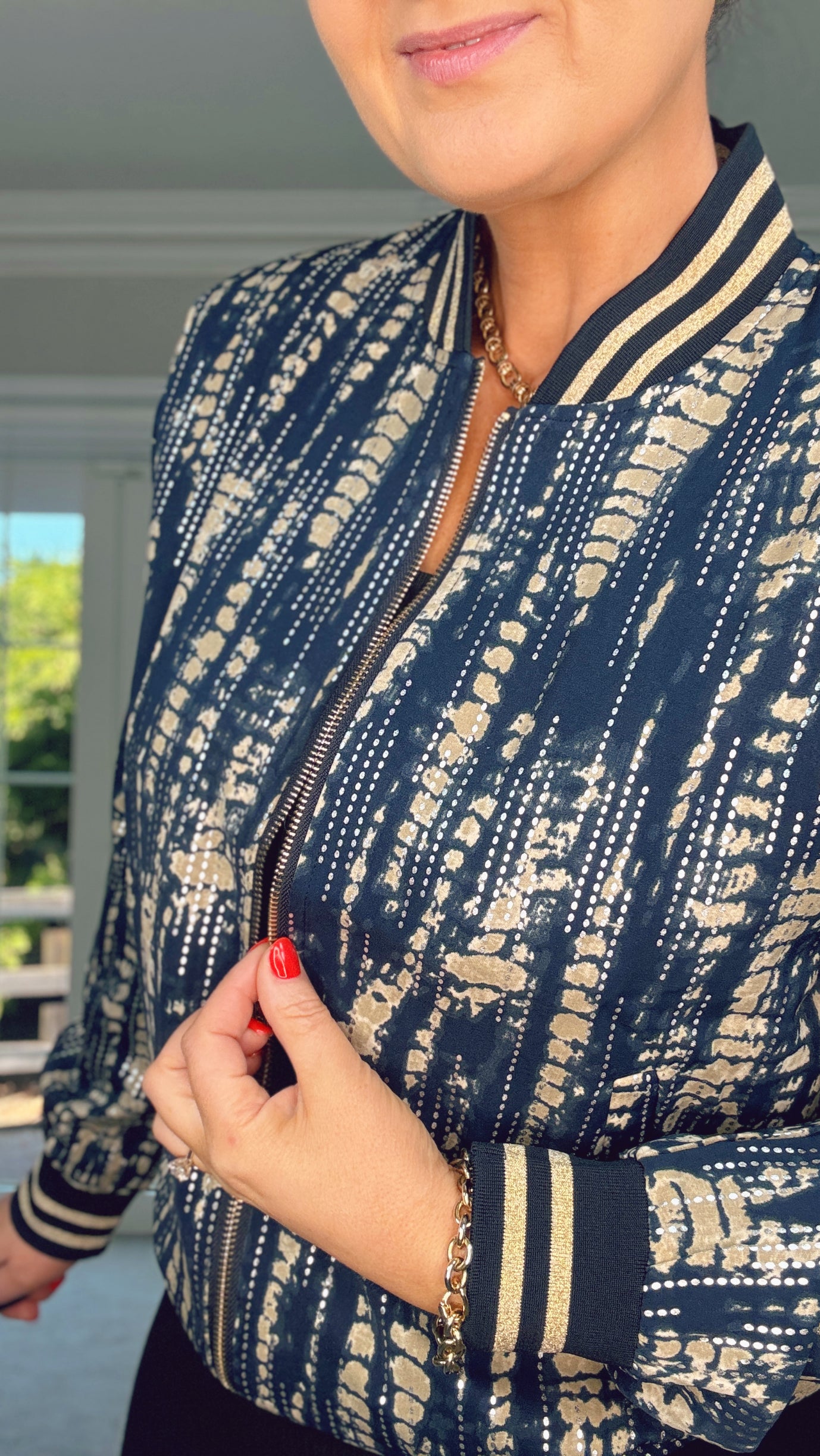 NAVY & BISCUIT PATTERN BOMBER