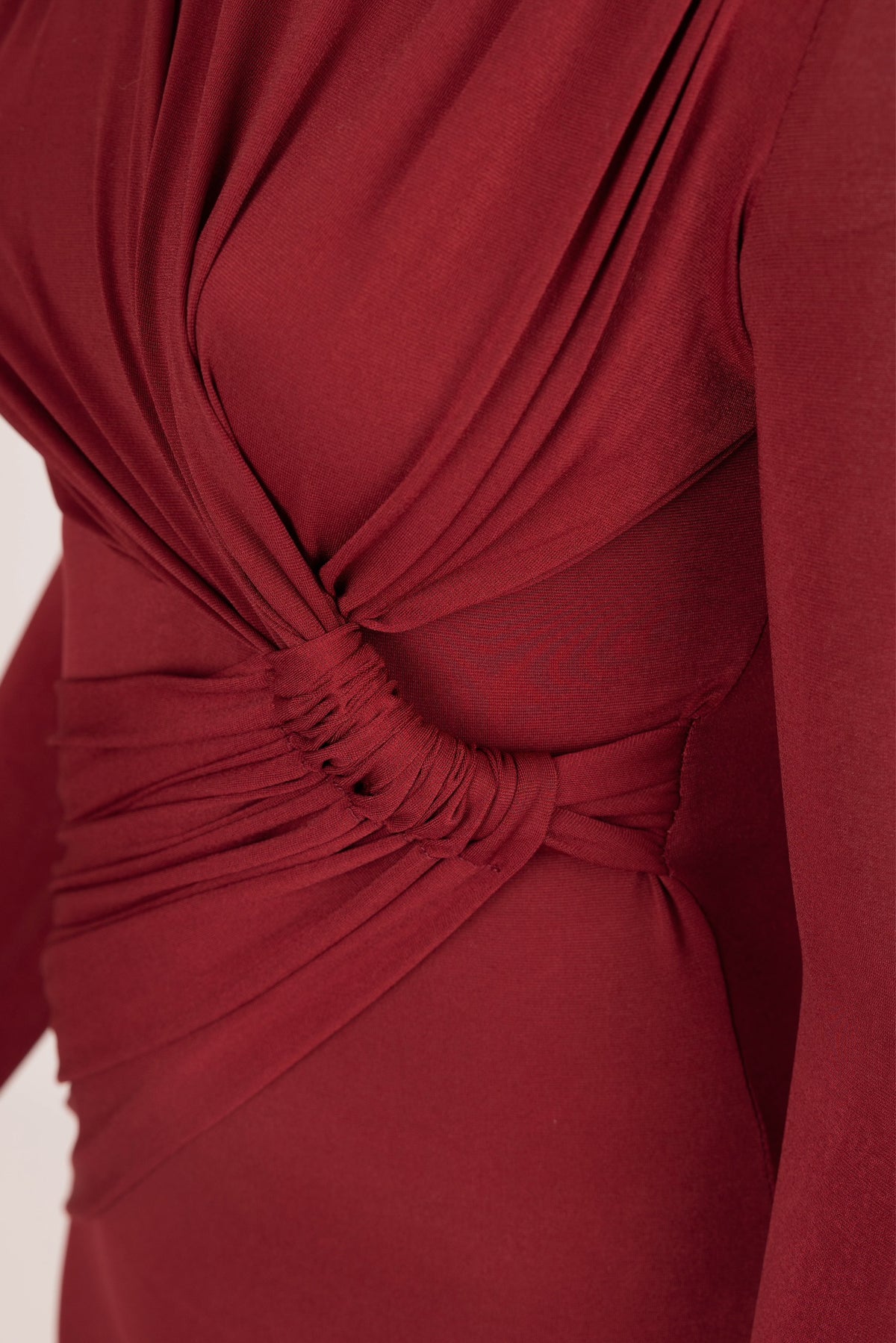 BURGUNDY STRETCH DRAPE DRESS