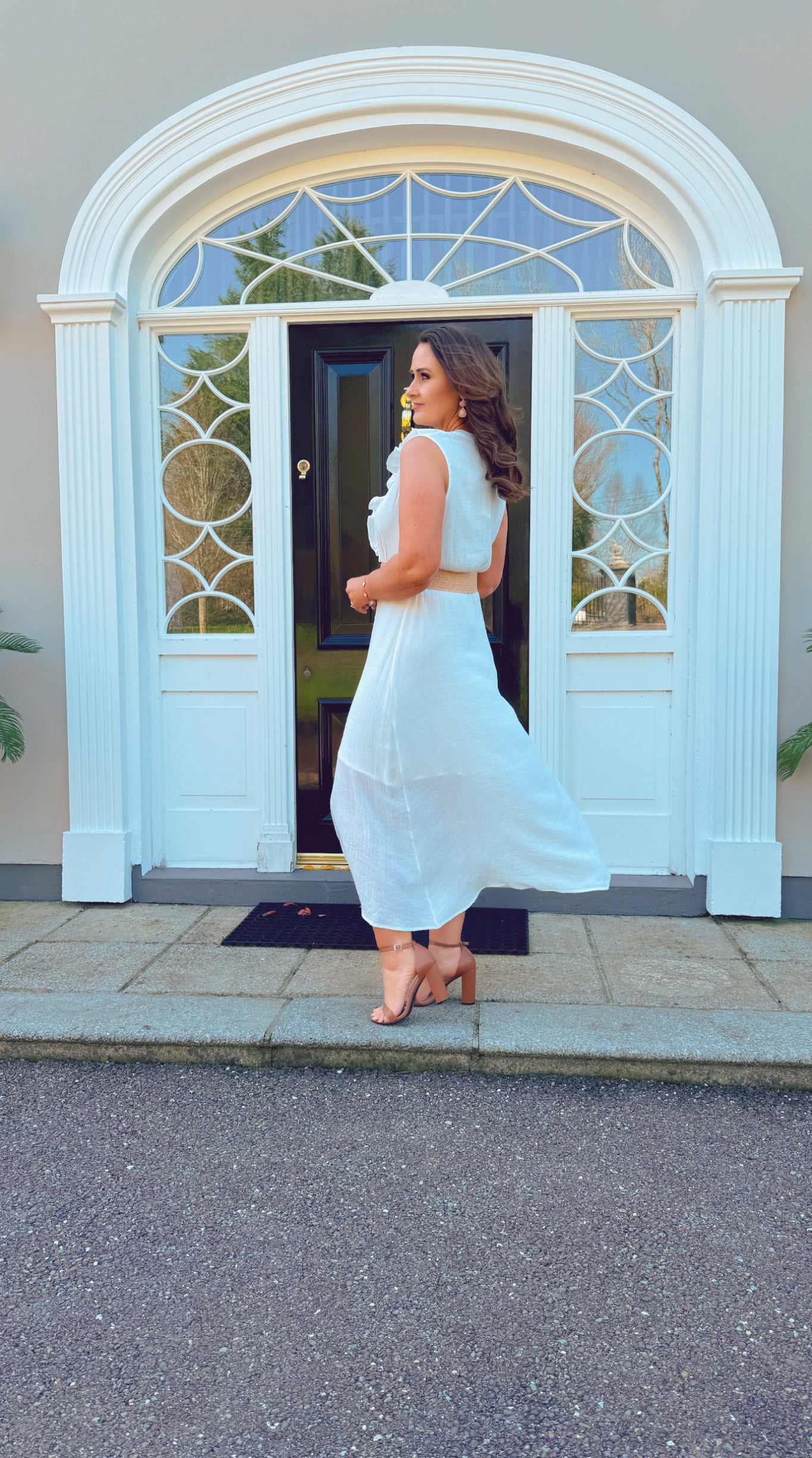 WHITE SUMMER SHIRT DRESS with frill neckline