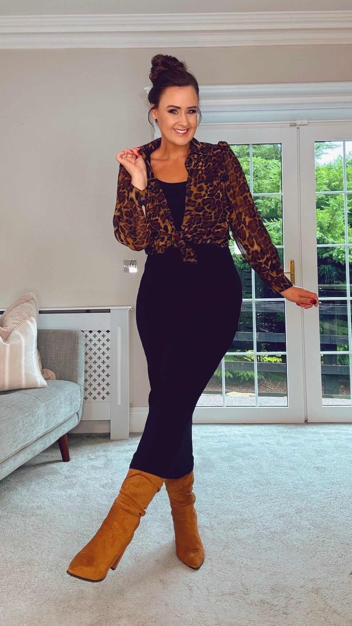 LEOPARD PRINT BLOUSE with exaggerated shoulder