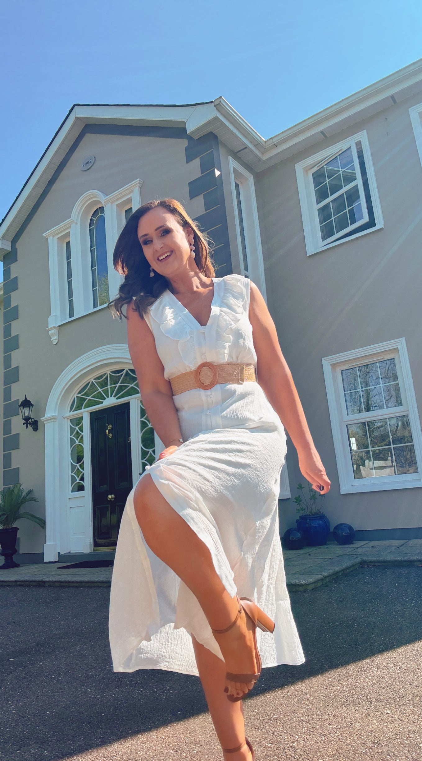 WHITE SUMMER SHIRT DRESS with frill neckline