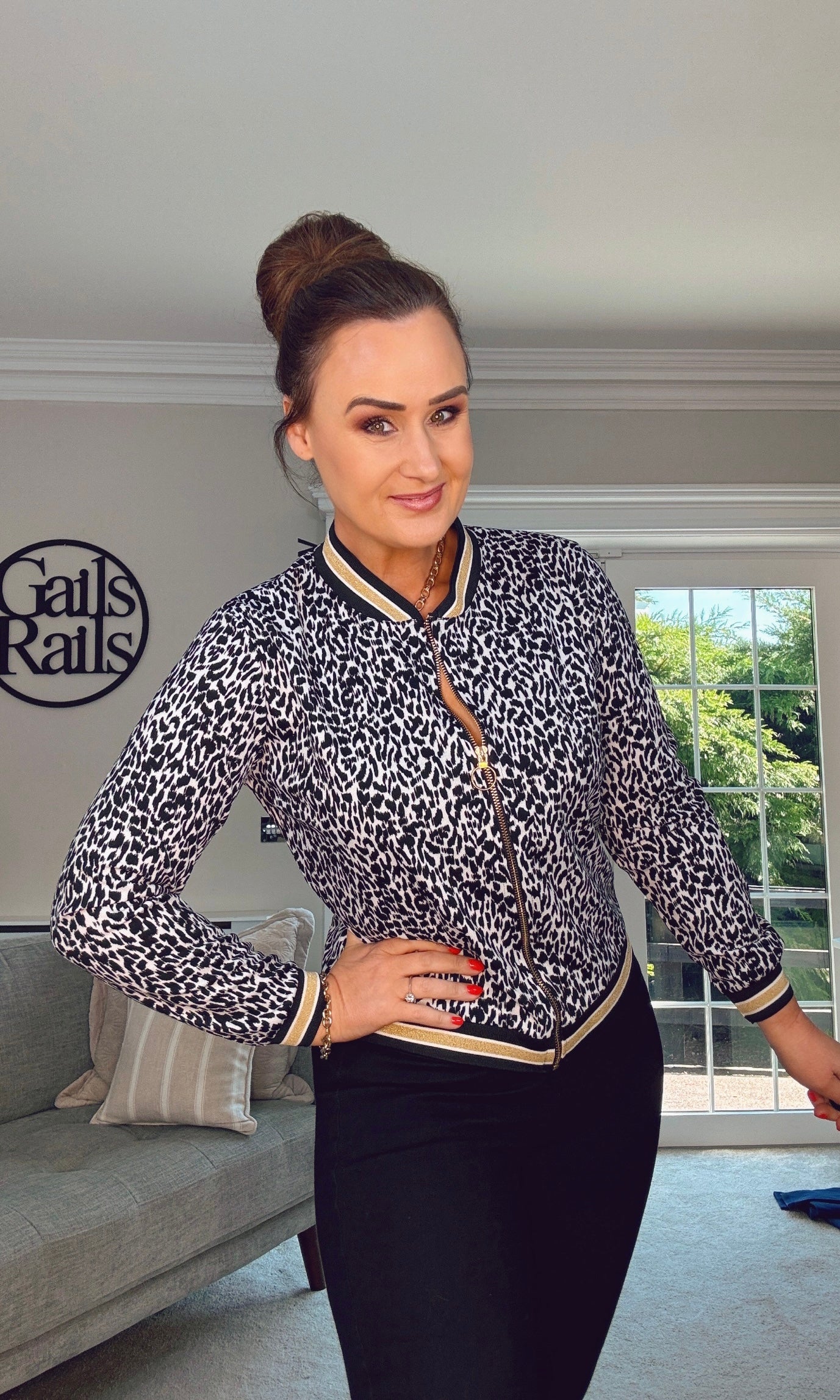 BLACK & WHITE LEOPARD PRINT BOMBER