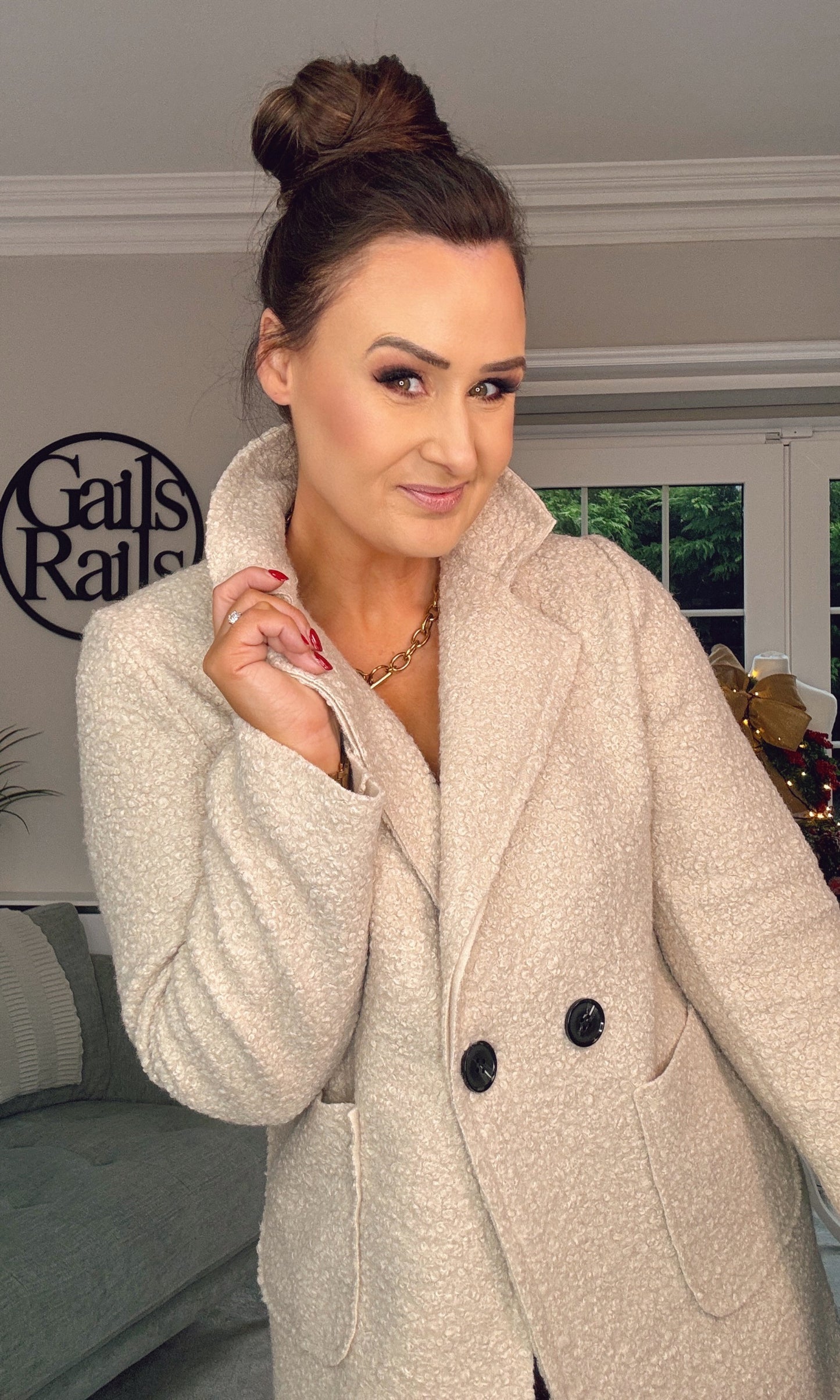 BEIGE ROSY TEDDY COAT