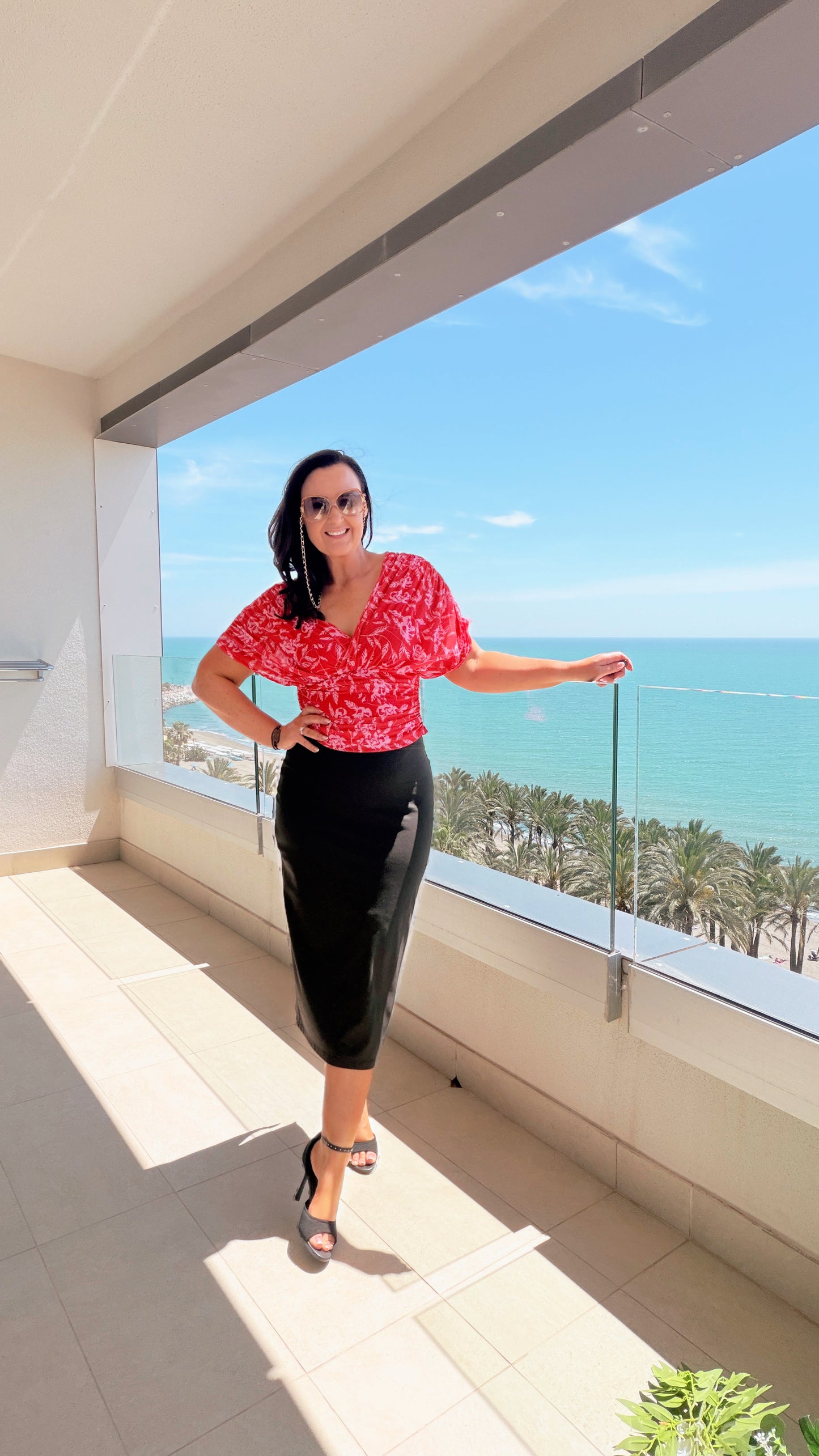 RED & PINK PATTERN GATHERED TOP