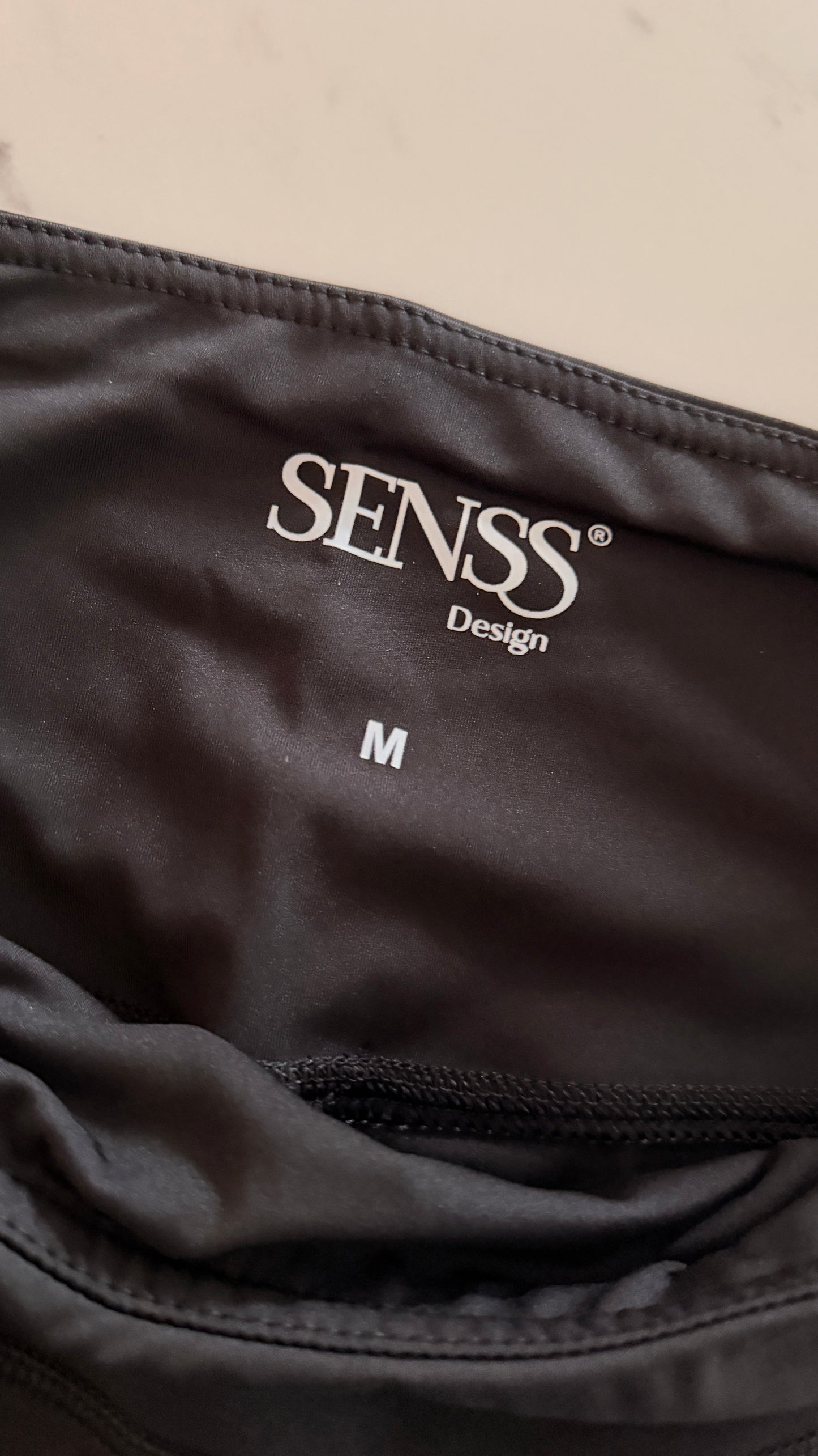 SENSS SHAPING SPORTS LEGGINGS