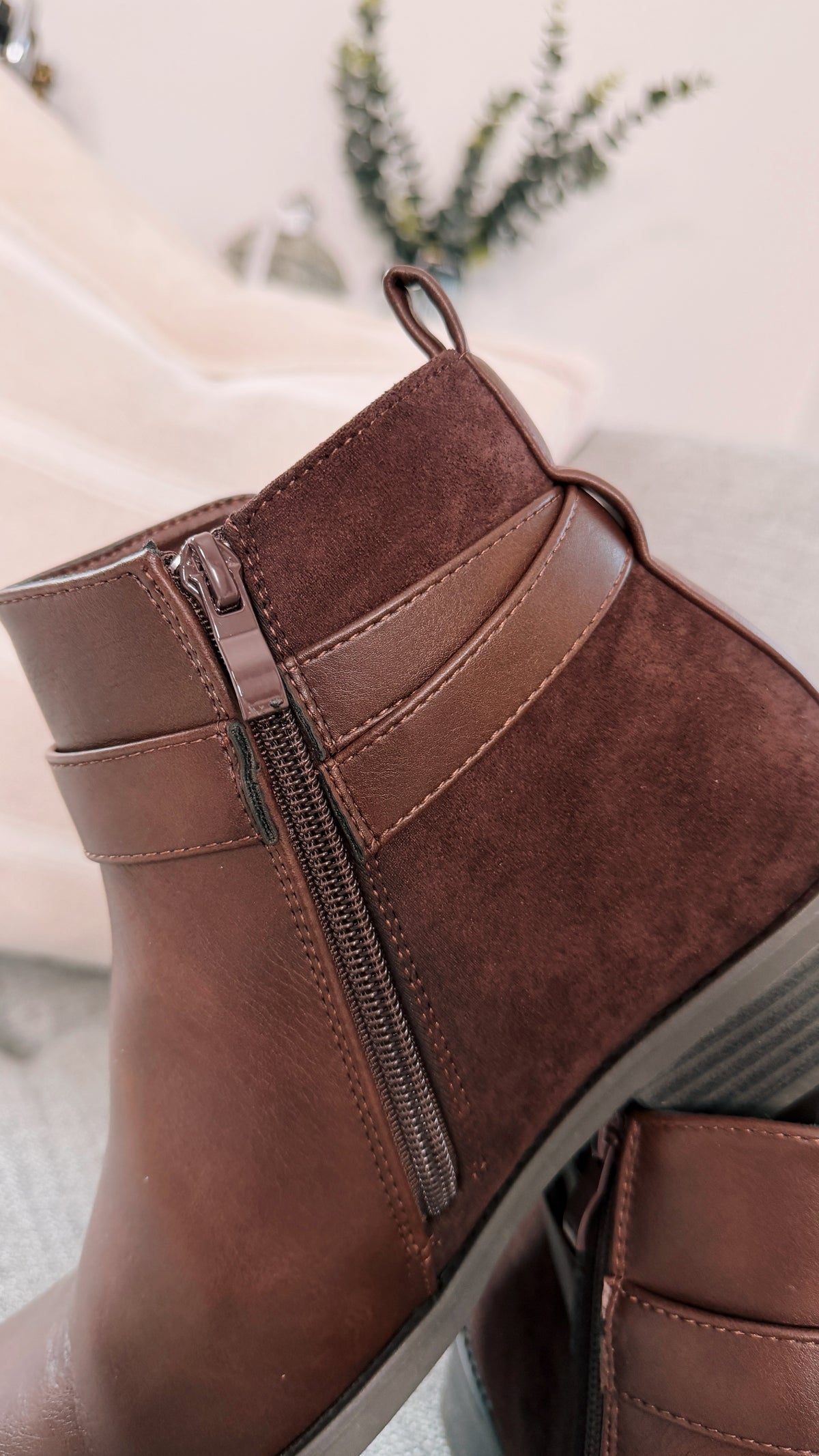 BROWN ANKLE BOOTS