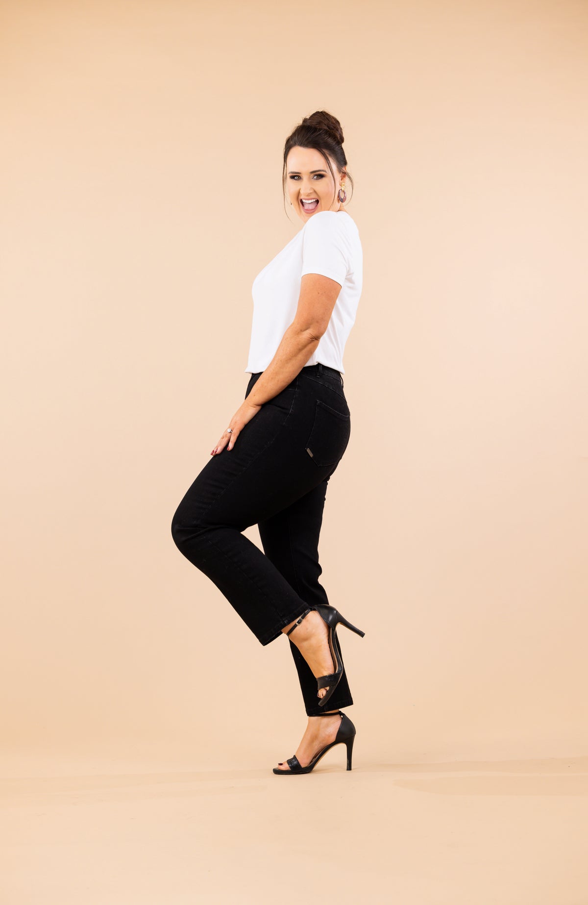 THE SENSS MOM JEANS - BLACK