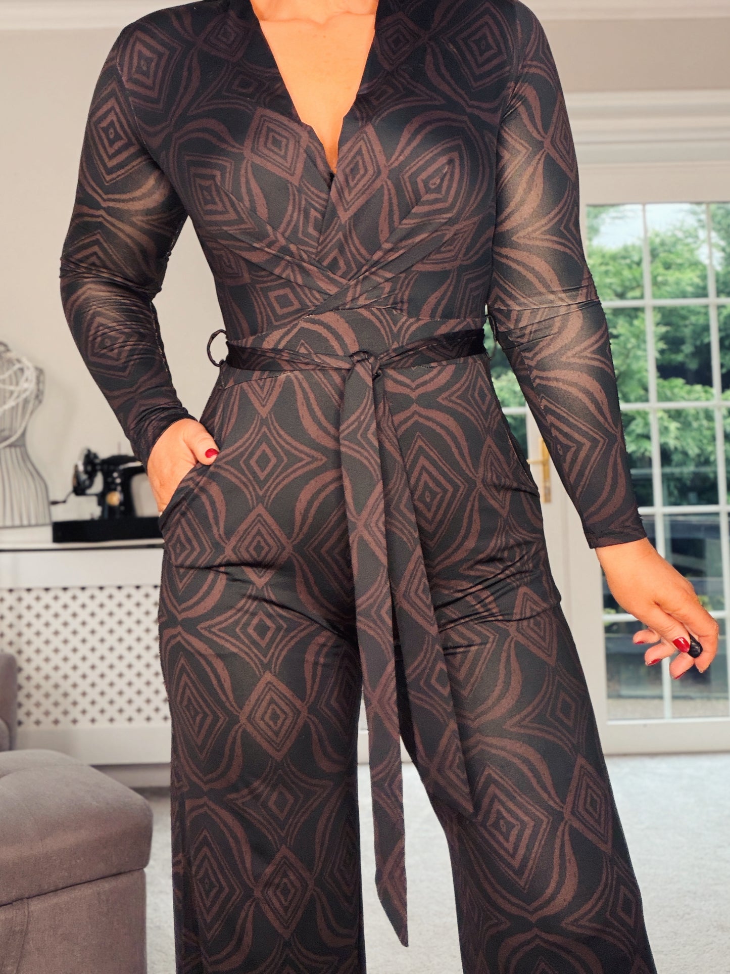 BLACK AND BROWN STRETCH JUMPSUIT