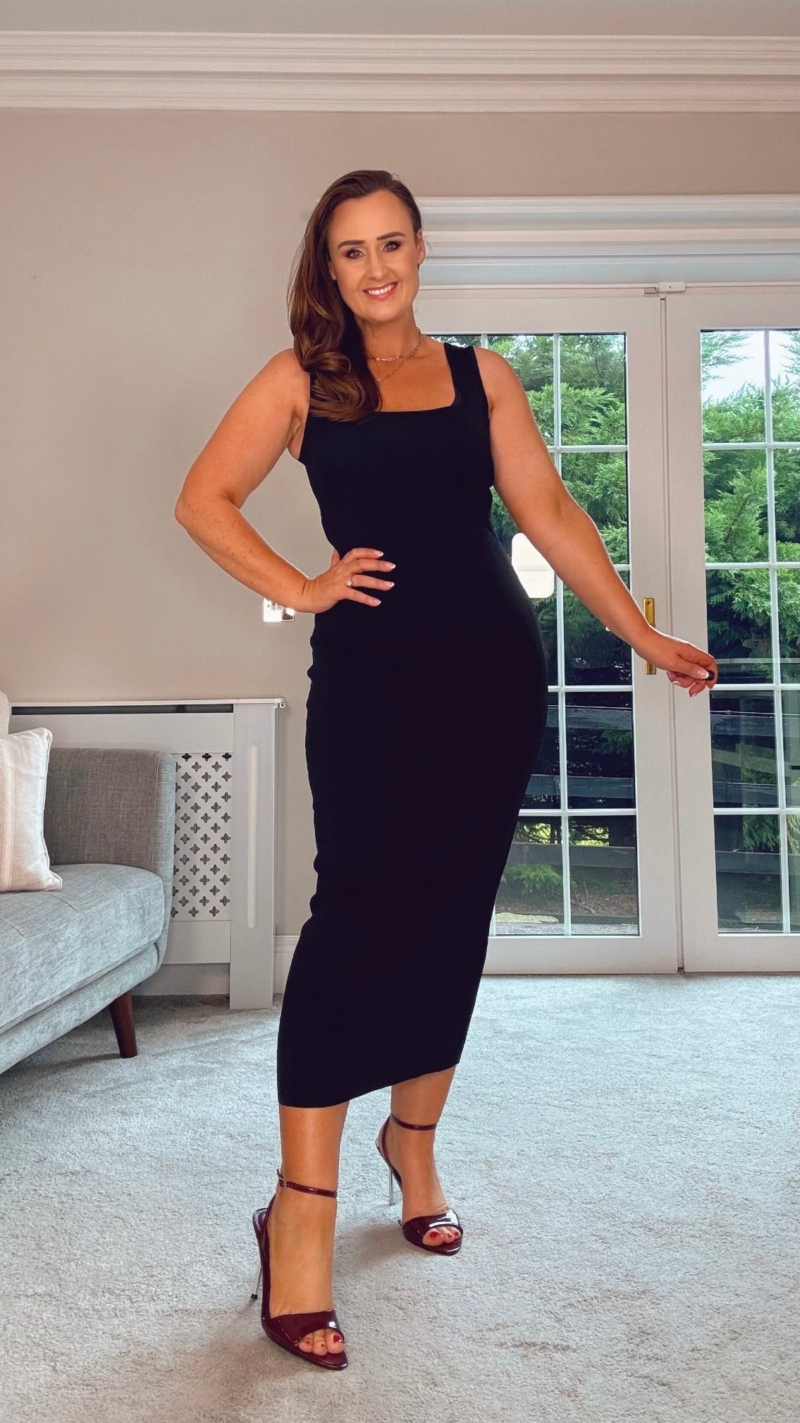 BLACK RIBBED FITTED ROCK DRESS