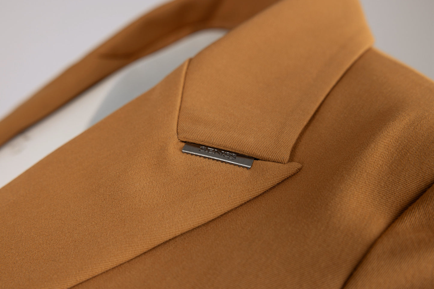 SENSS TAN RELAXED FIT BLAZER
