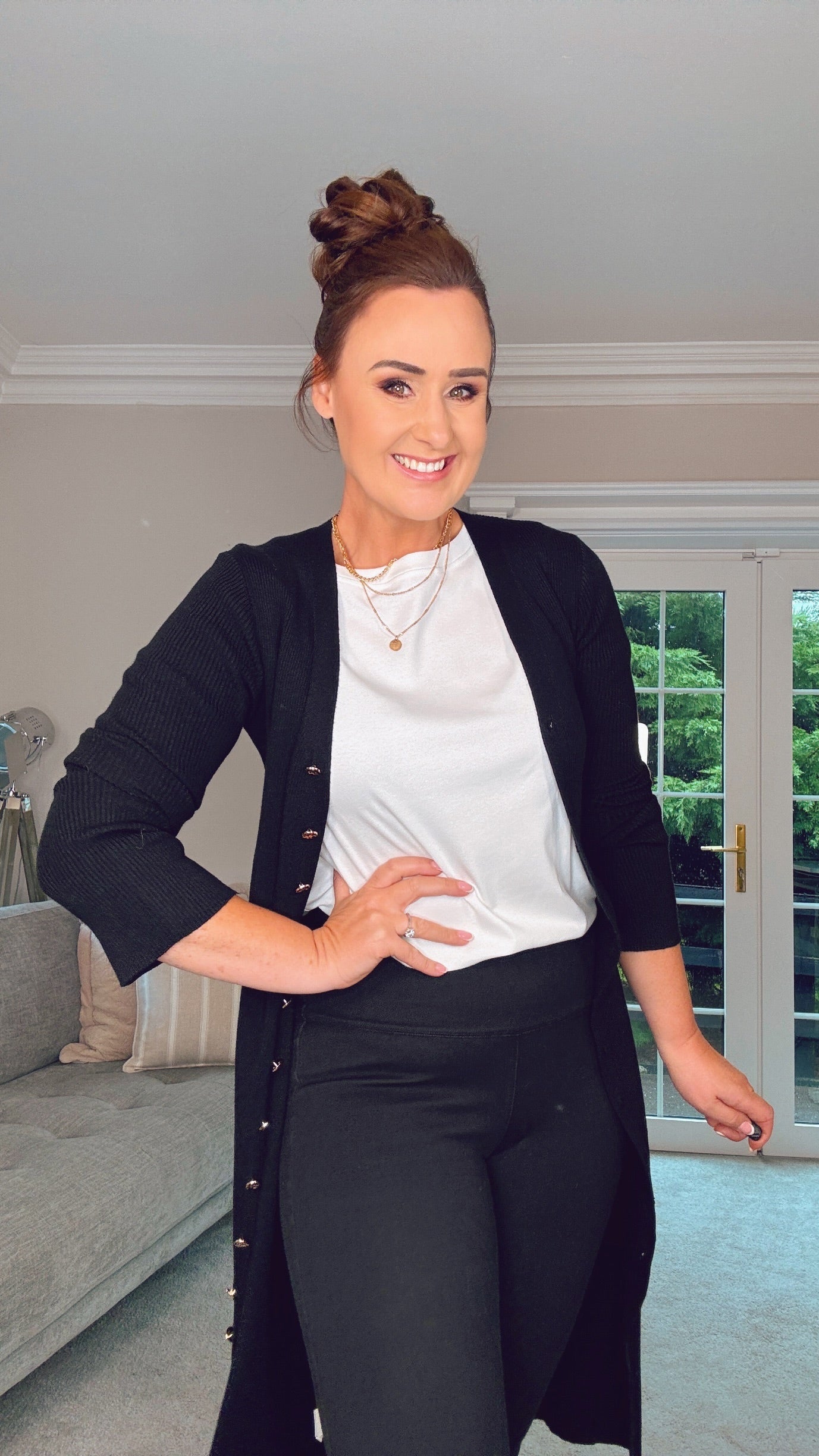 BLACK KNIT KILKY BUTTON DRESS