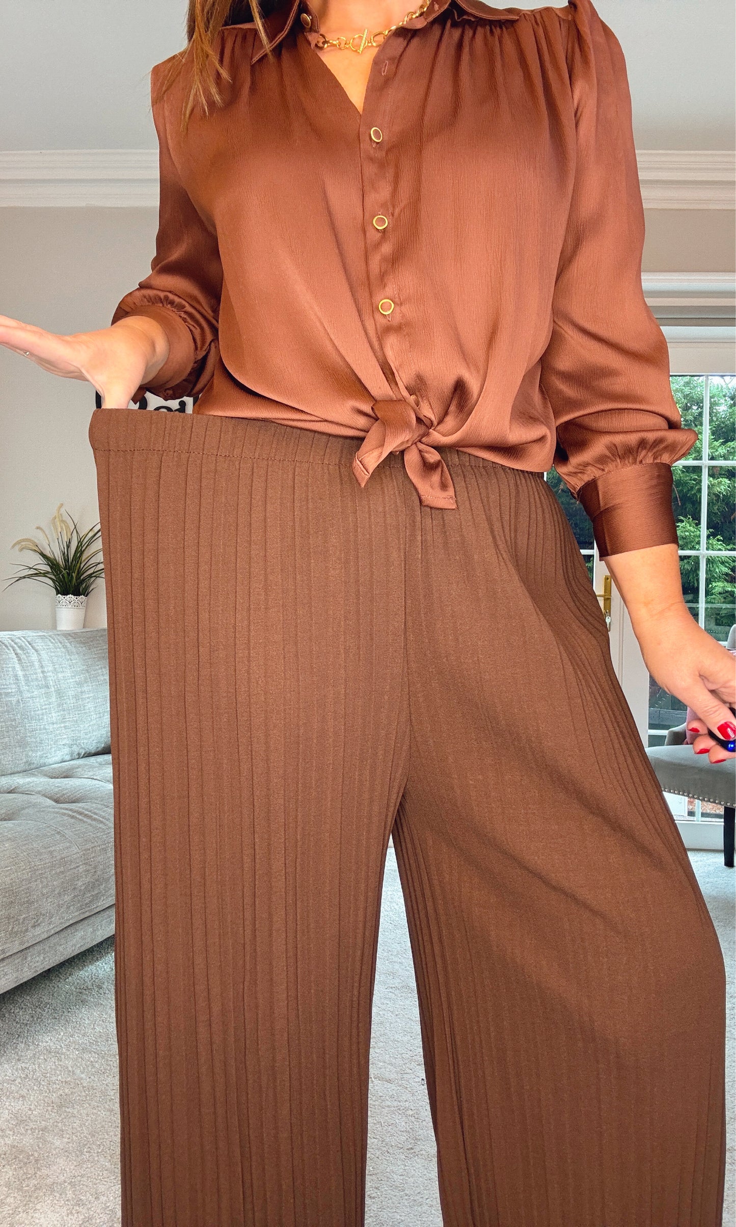 CHOCOLATE CHRISTY WIDE LEG PLEATED TROUSERS