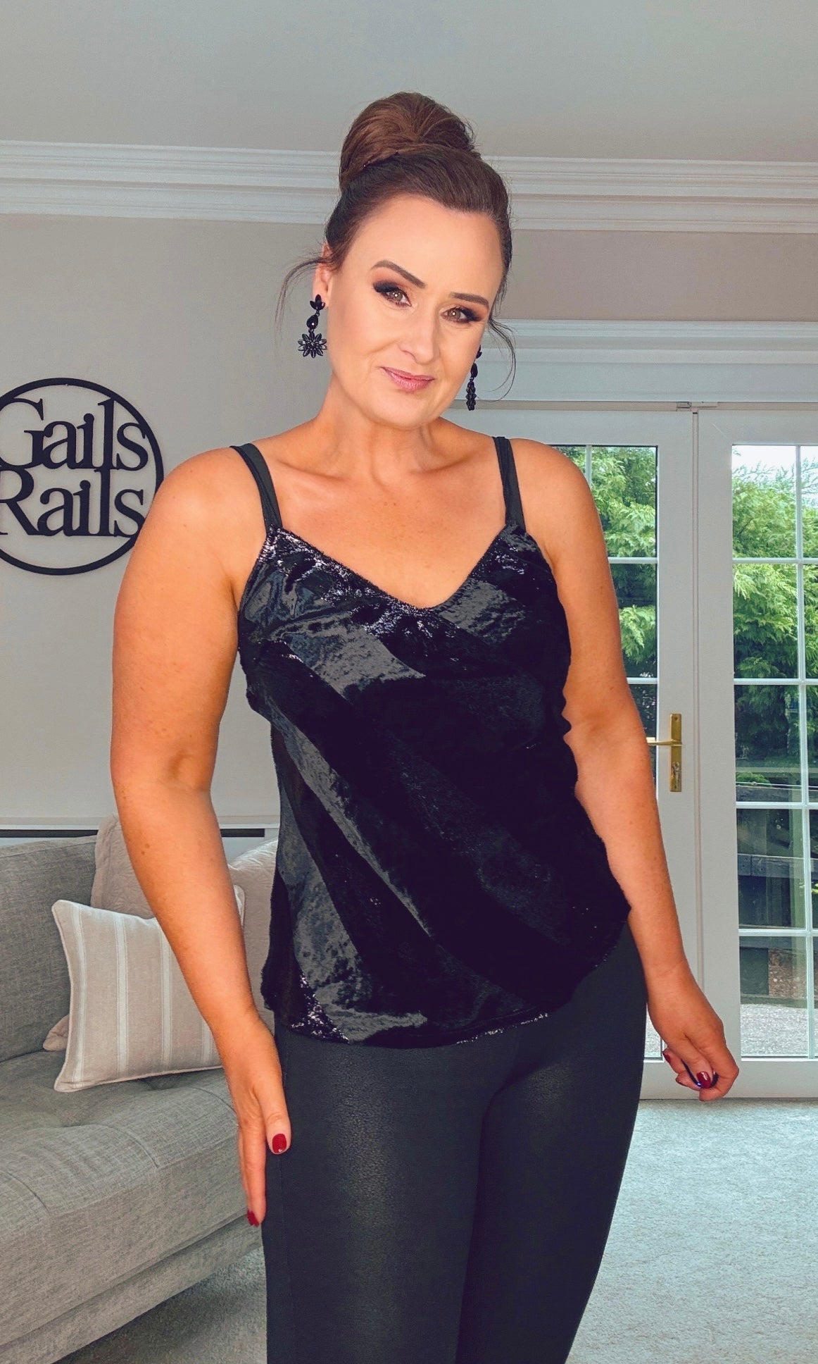 BLACK VELOUR CAMI