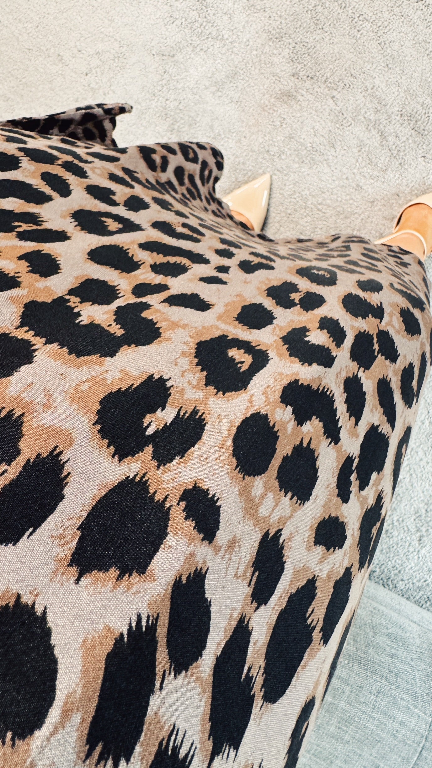 TAN LEOPARD PRINT SKIRT