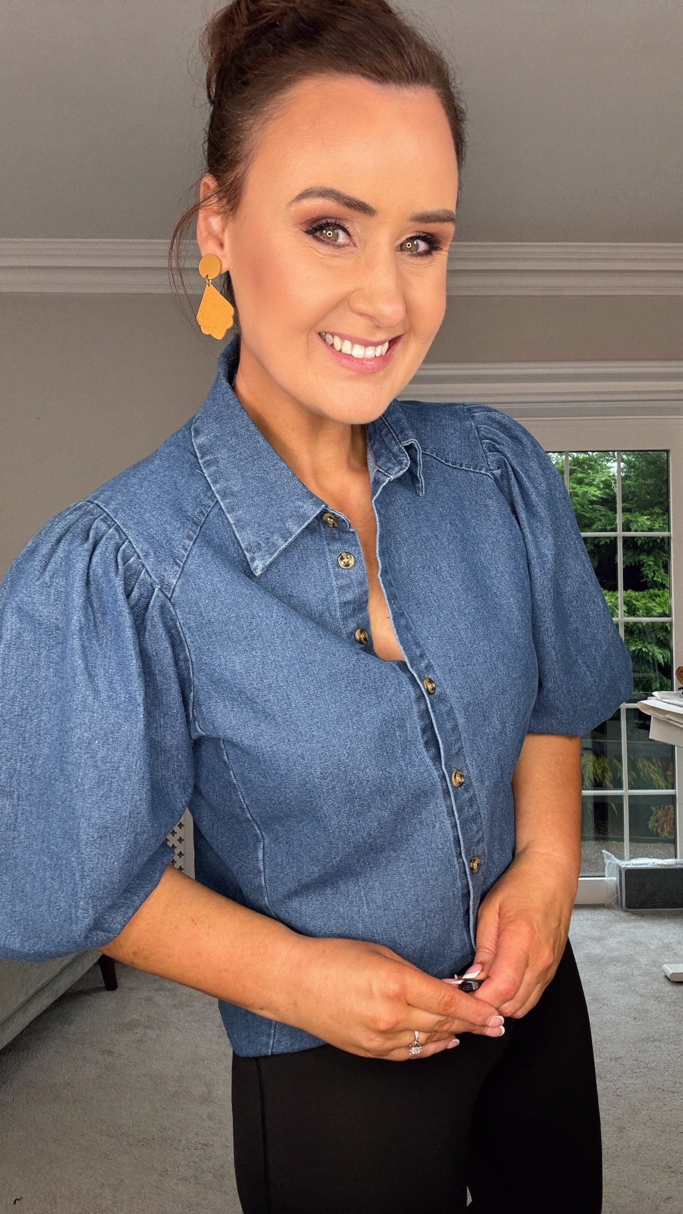 SHORT BALLOON SLEEVE DENIM BLUE SHIRT