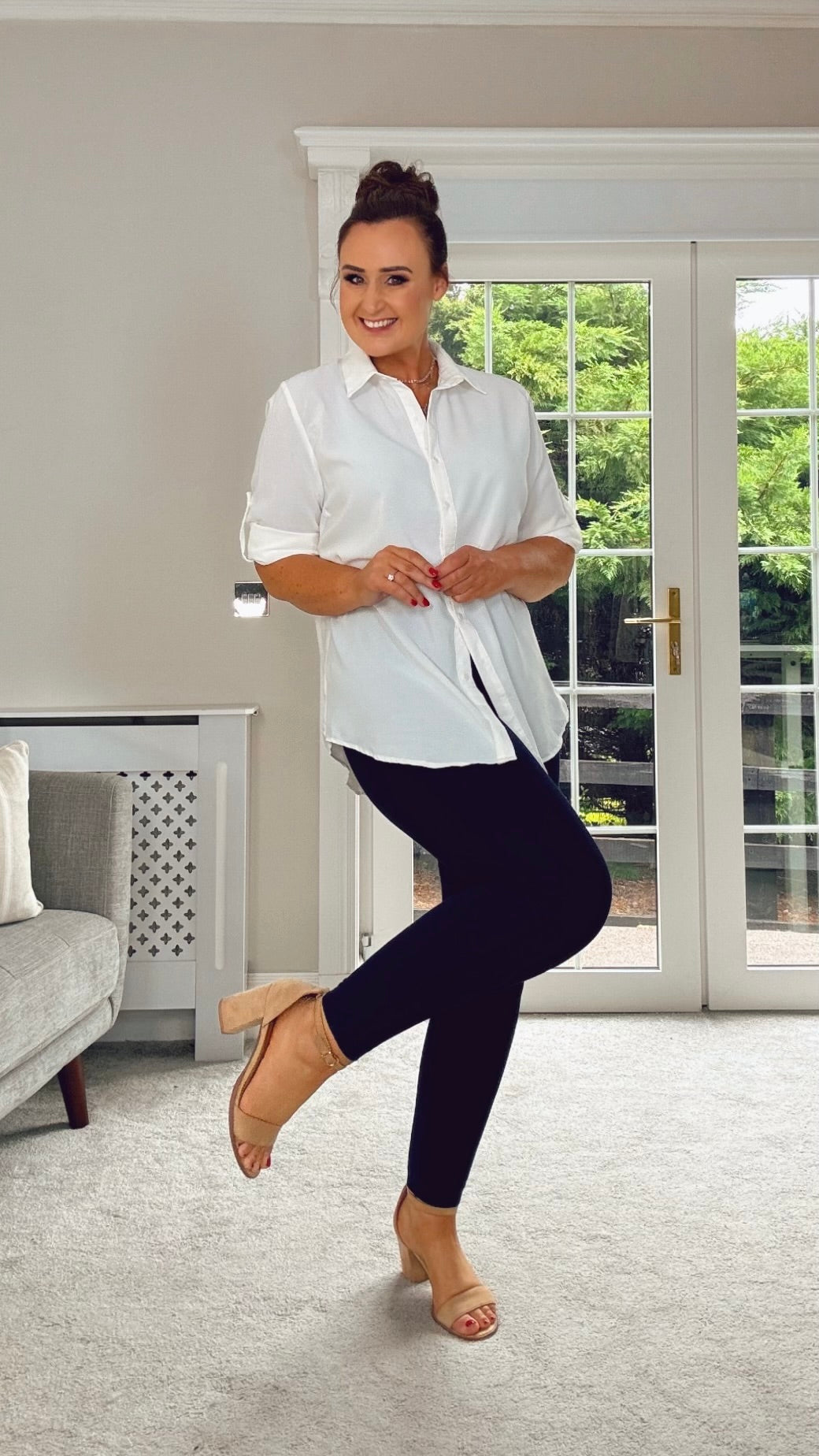 OVERSIZED SIMPLE WHITE CHRISTY SHIRT