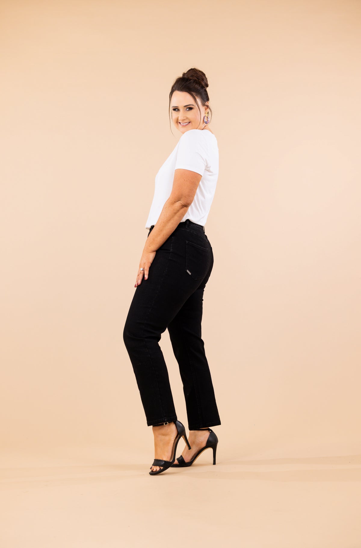 THE SENSS MOM JEANS - BLACK
