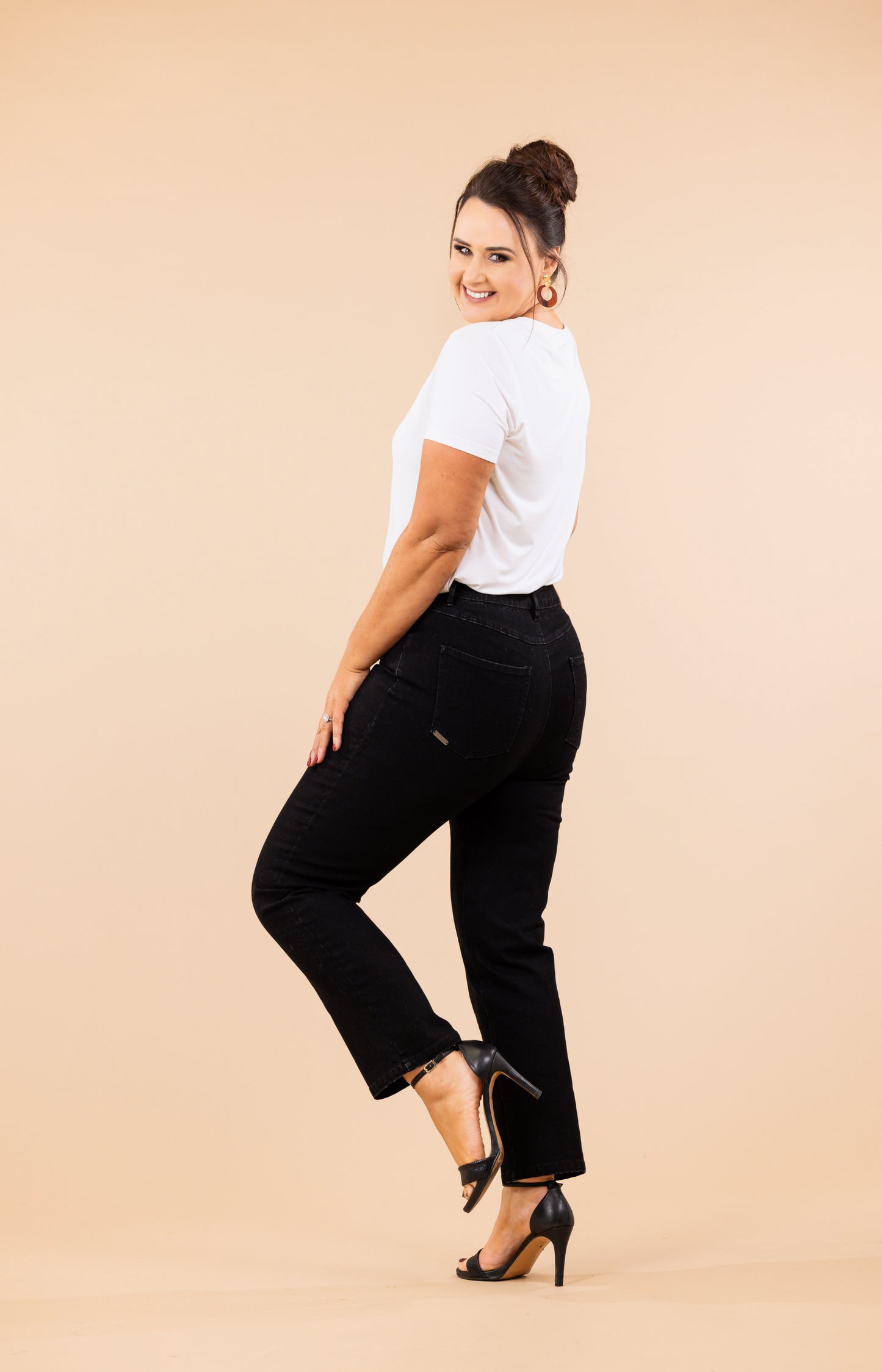 THE SENSS MOM JEANS - BLACK