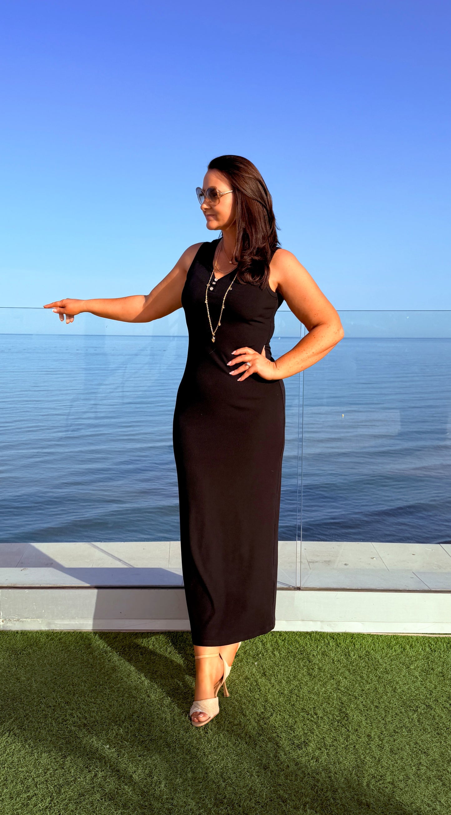 SENSS BLACK RIBBED MAXI DRESS