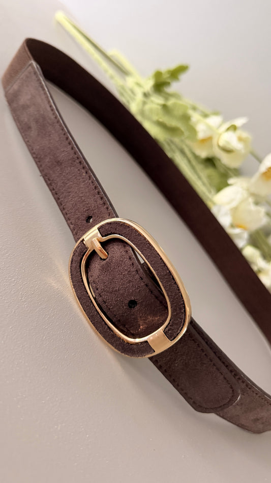 NARROW BROWN STRETCH BELT with gold buckle