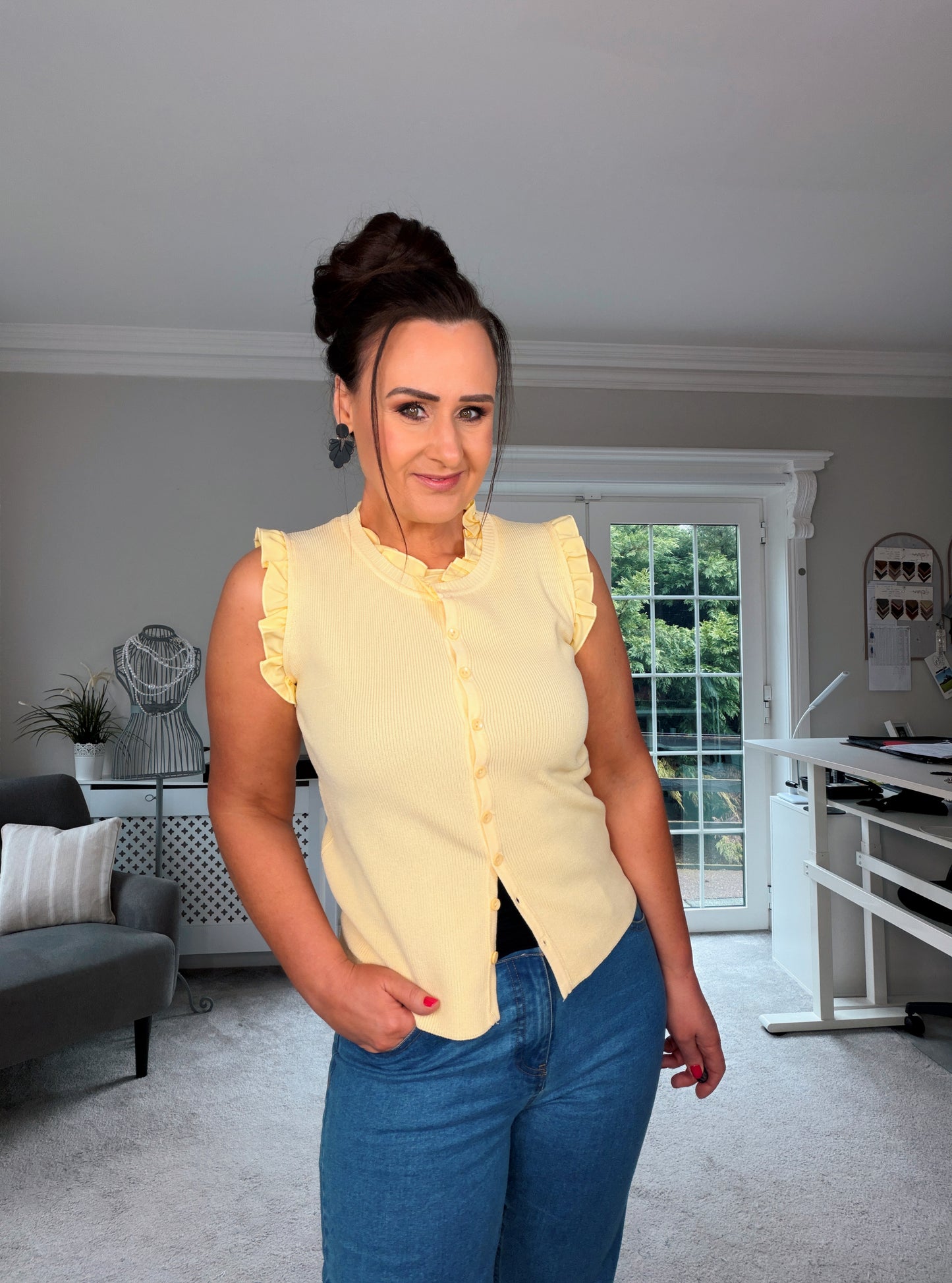 BUTTER YELLOW SLEEVELESS WAISTCOAT