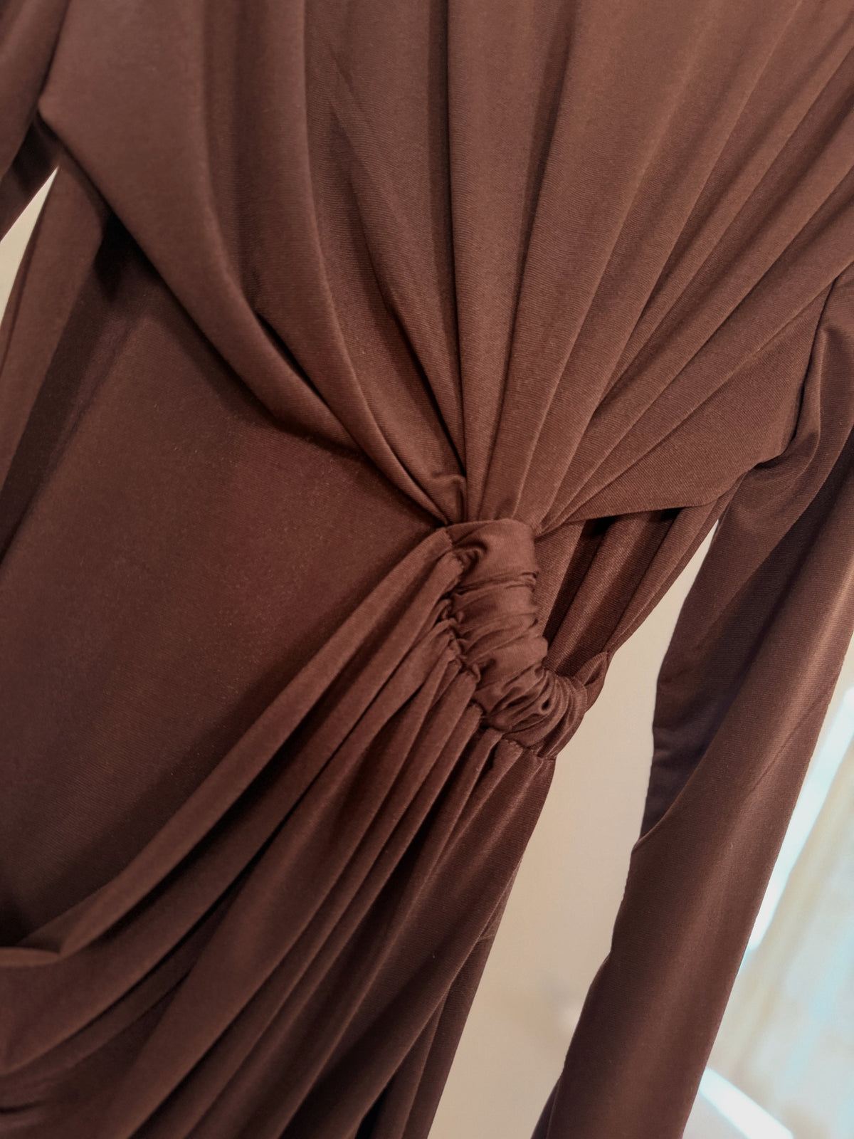 CHOCOLATE BROWN STRETCH DRAPE DRESS