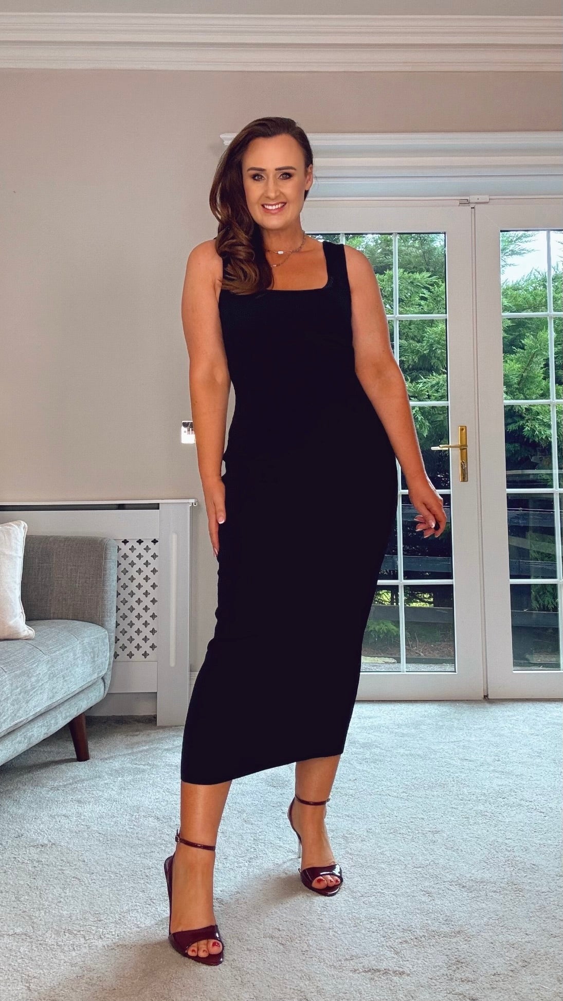 BLACK RIBBED FITTED ROCK DRESS