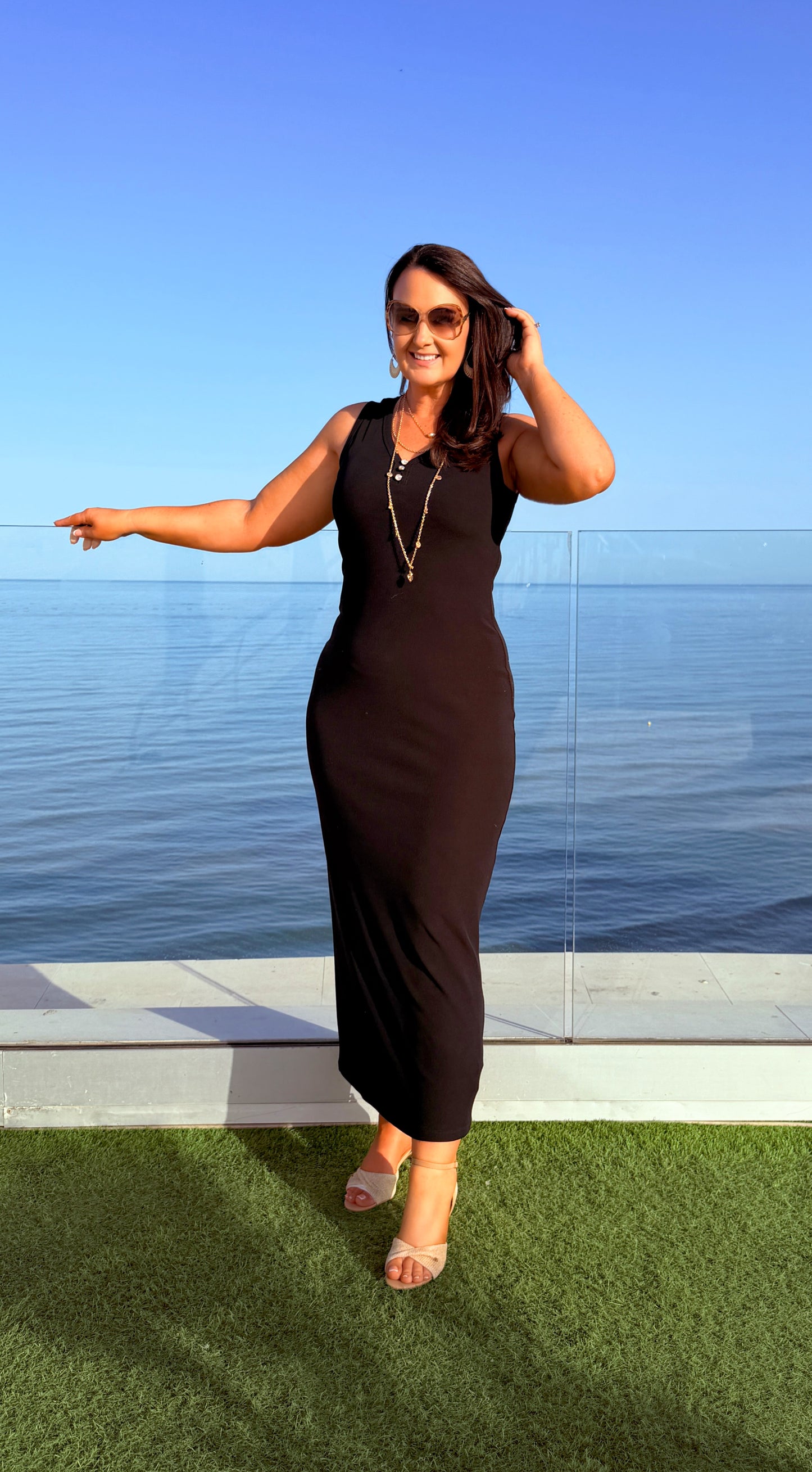 SENSS BLACK RIBBED MAXI DRESS