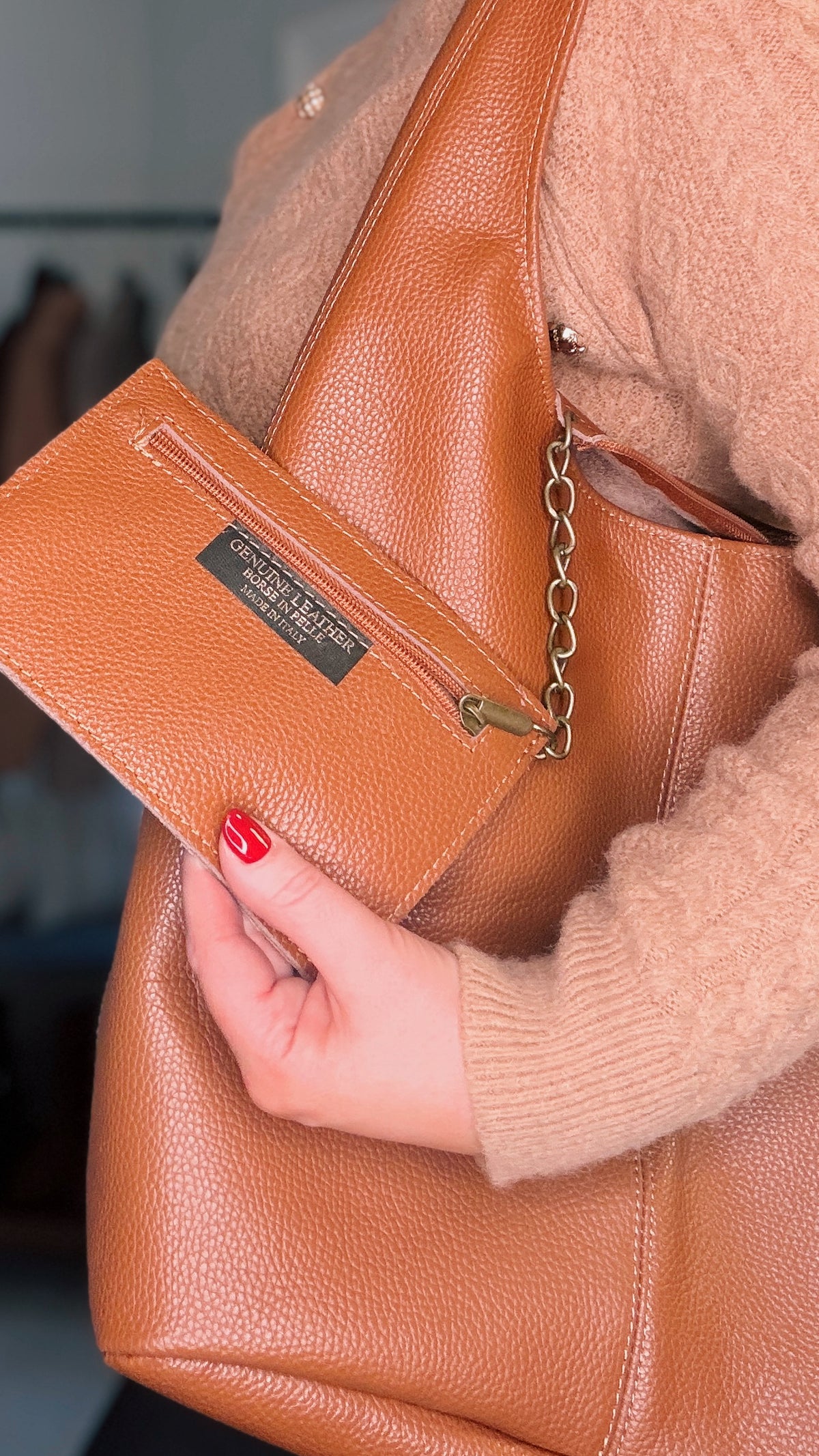 BROWN GENUINE LEATHER HANDBAG