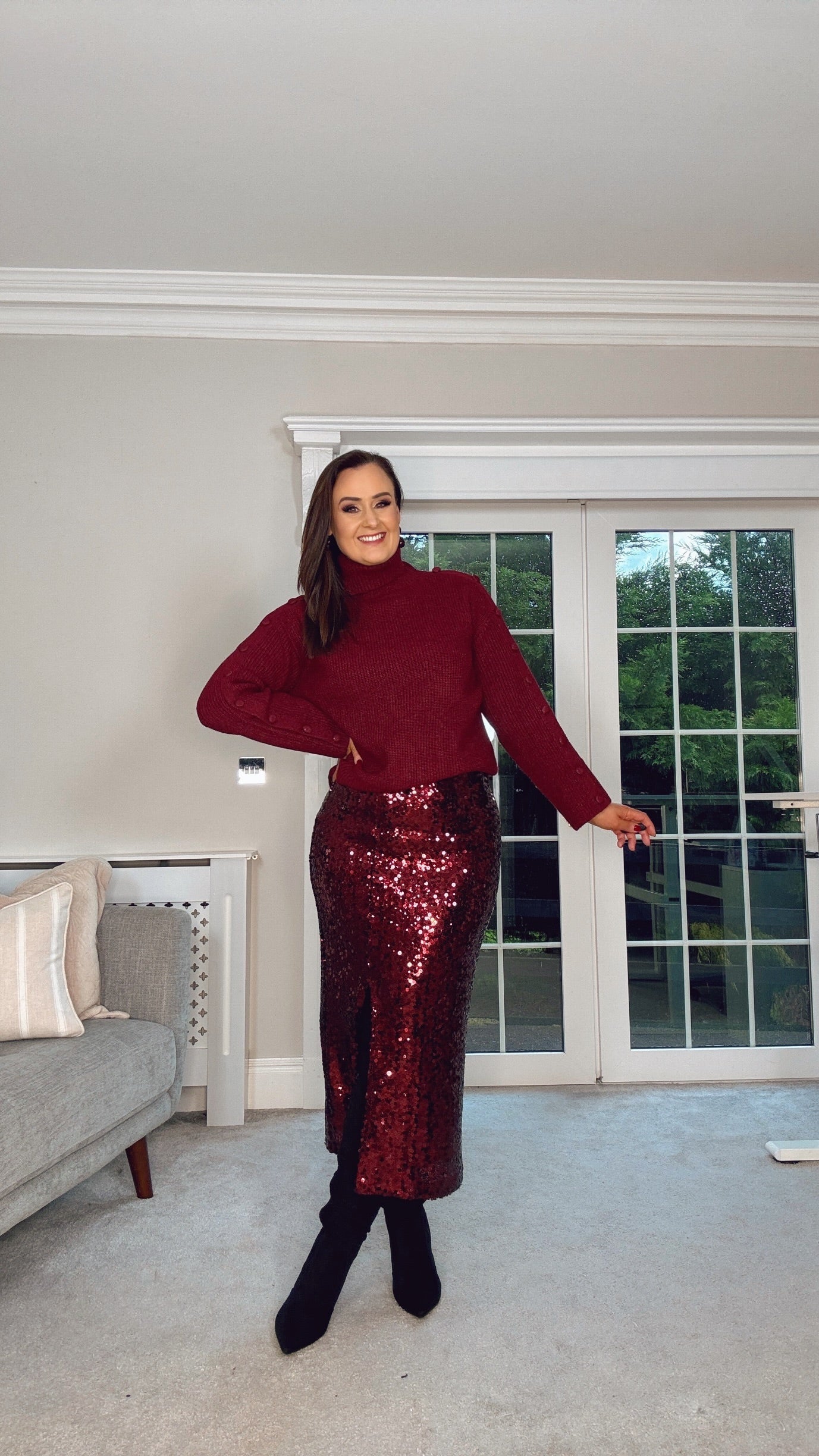 BURGUNDY SEQUENCE MIDI STRETCH SKIRT