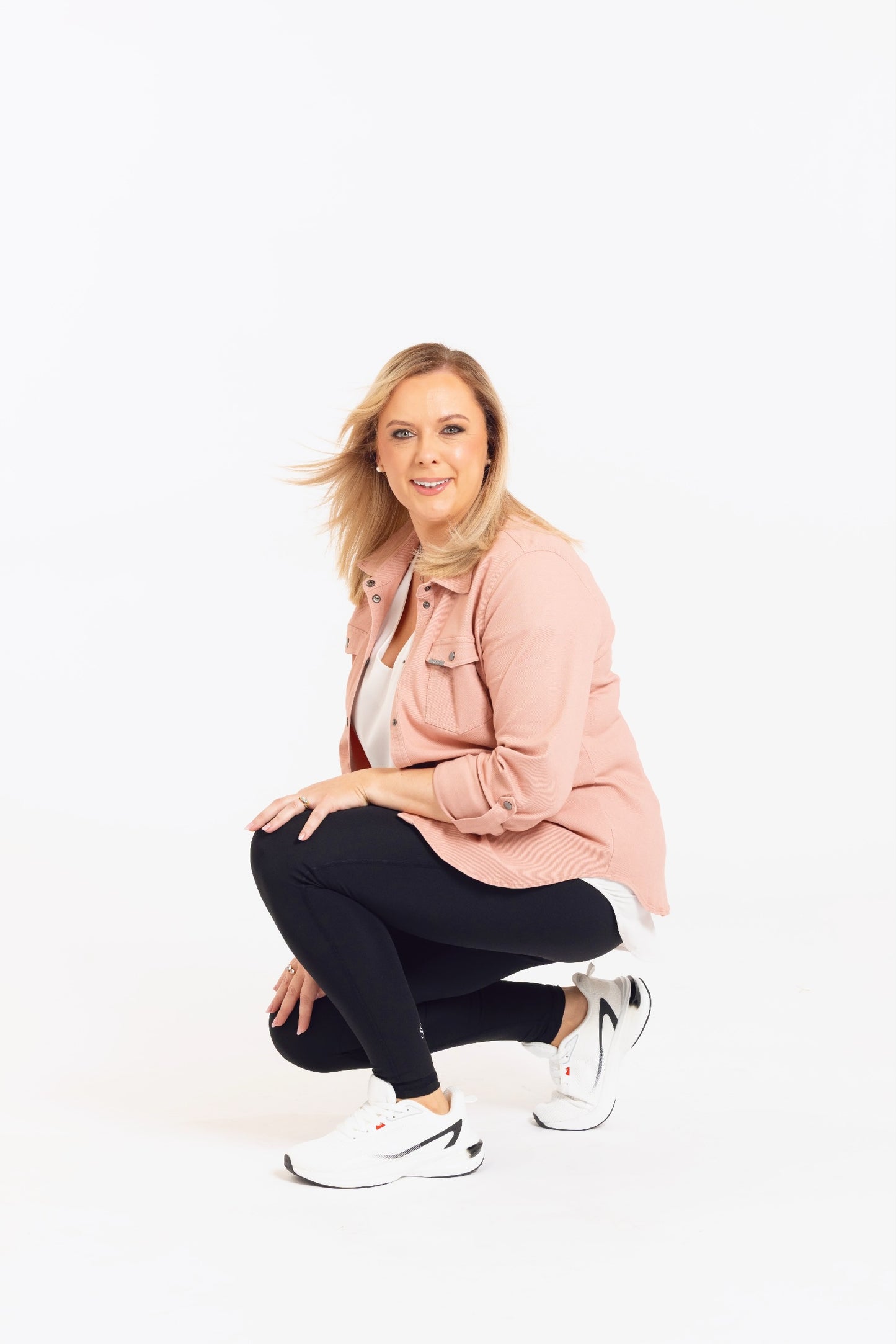 SENSS - THE TRADITIONAL PINK DENIM SHIRT