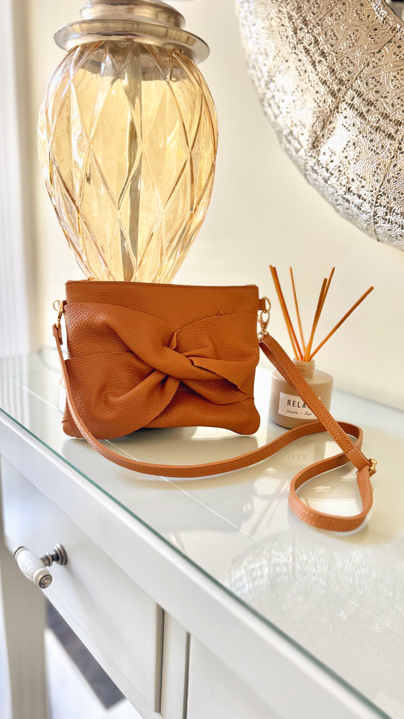 TAN GENUINE LEATHER BOW CROSS-BODY / CLUTCH BAG