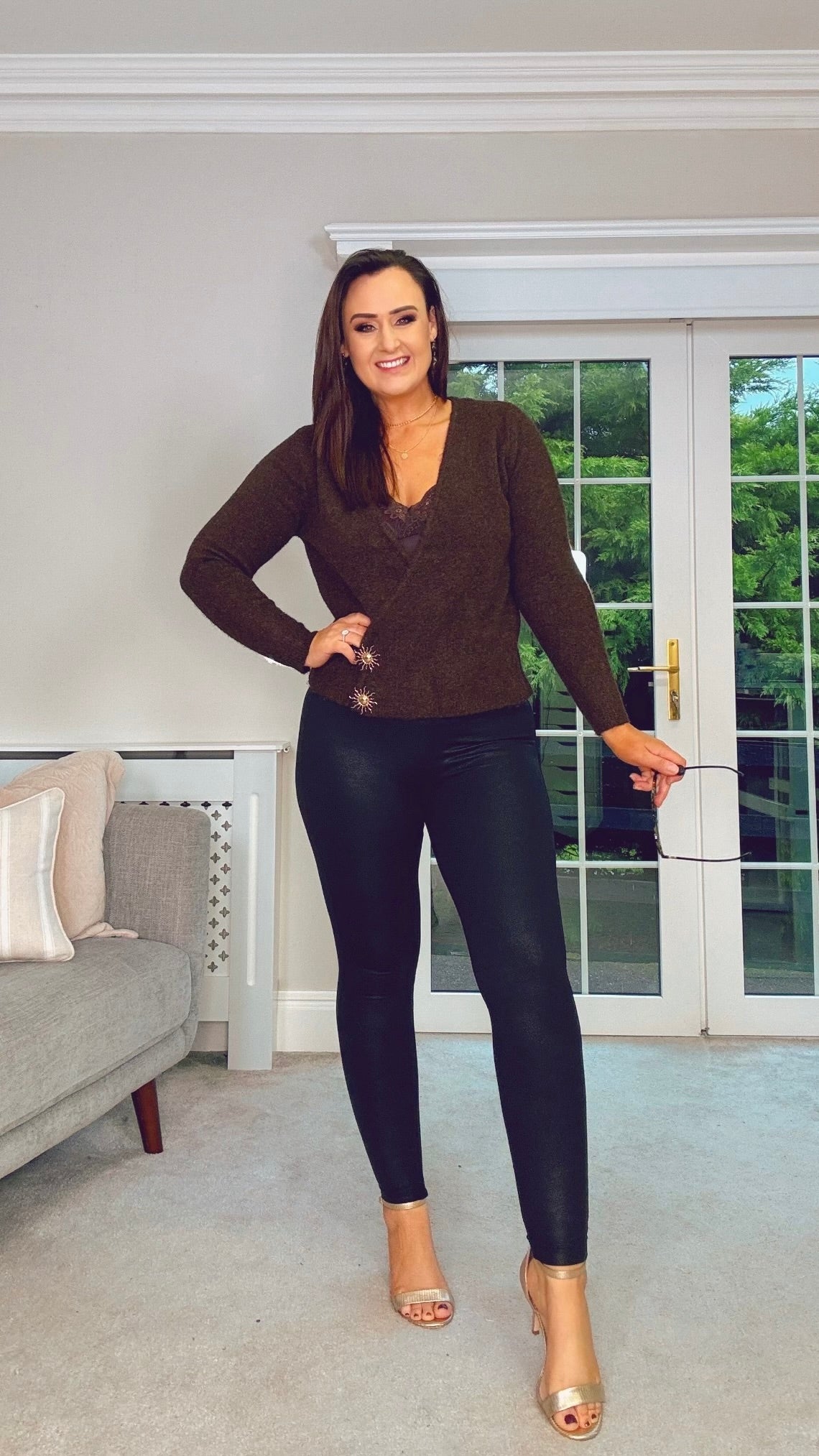 BROWN JEWEL BUTTON DETAIL CARDIGAN