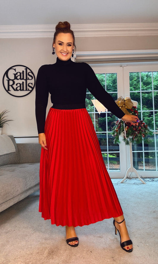 RED SATIN PLEATED SKIRT