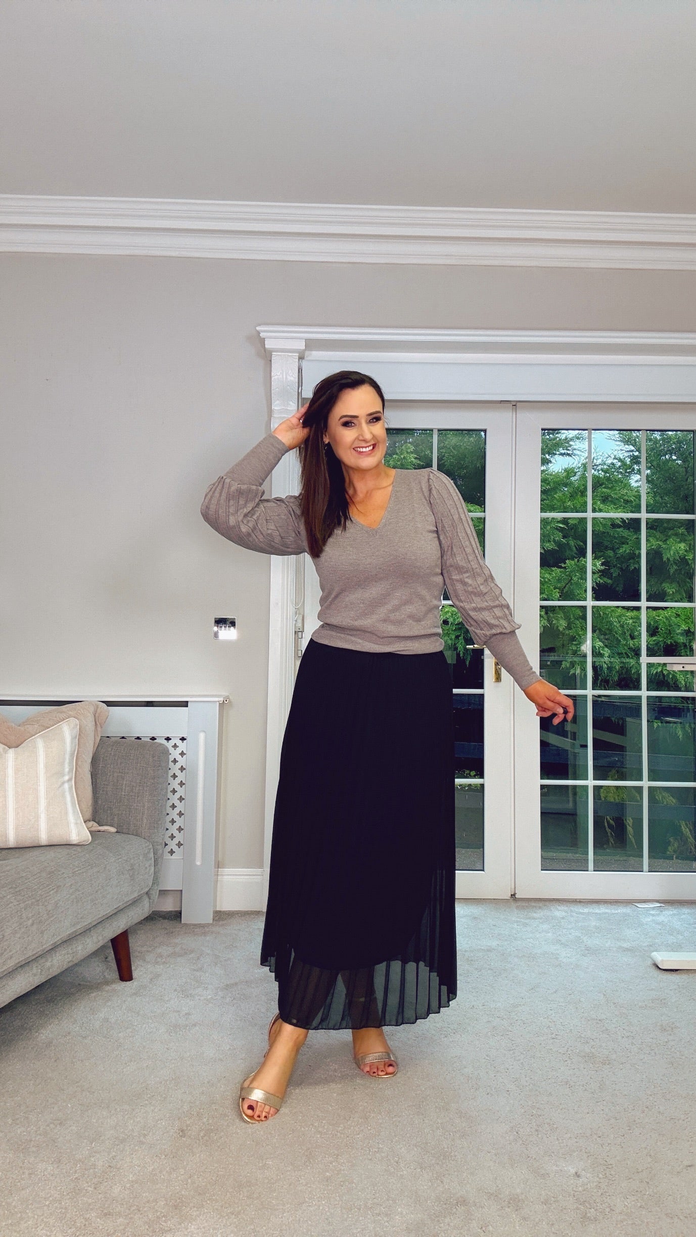 BLACK PLEATED CHIFFON SKIRT