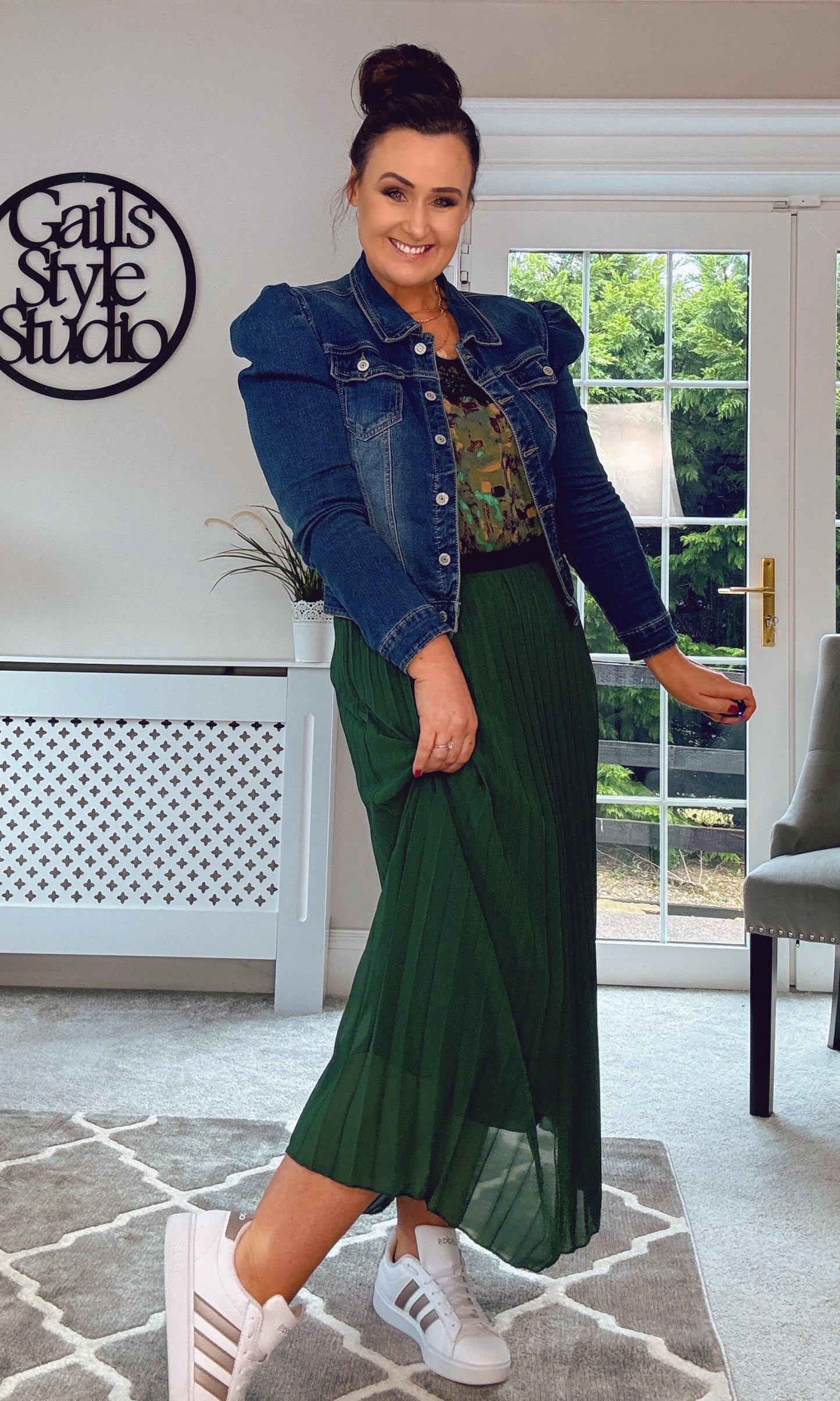 GREEN Pleated Midi Skirt