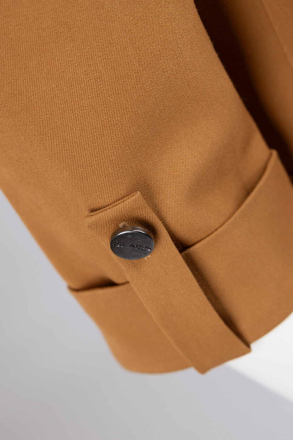 SENSS TAN RELAXED FIT BLAZER