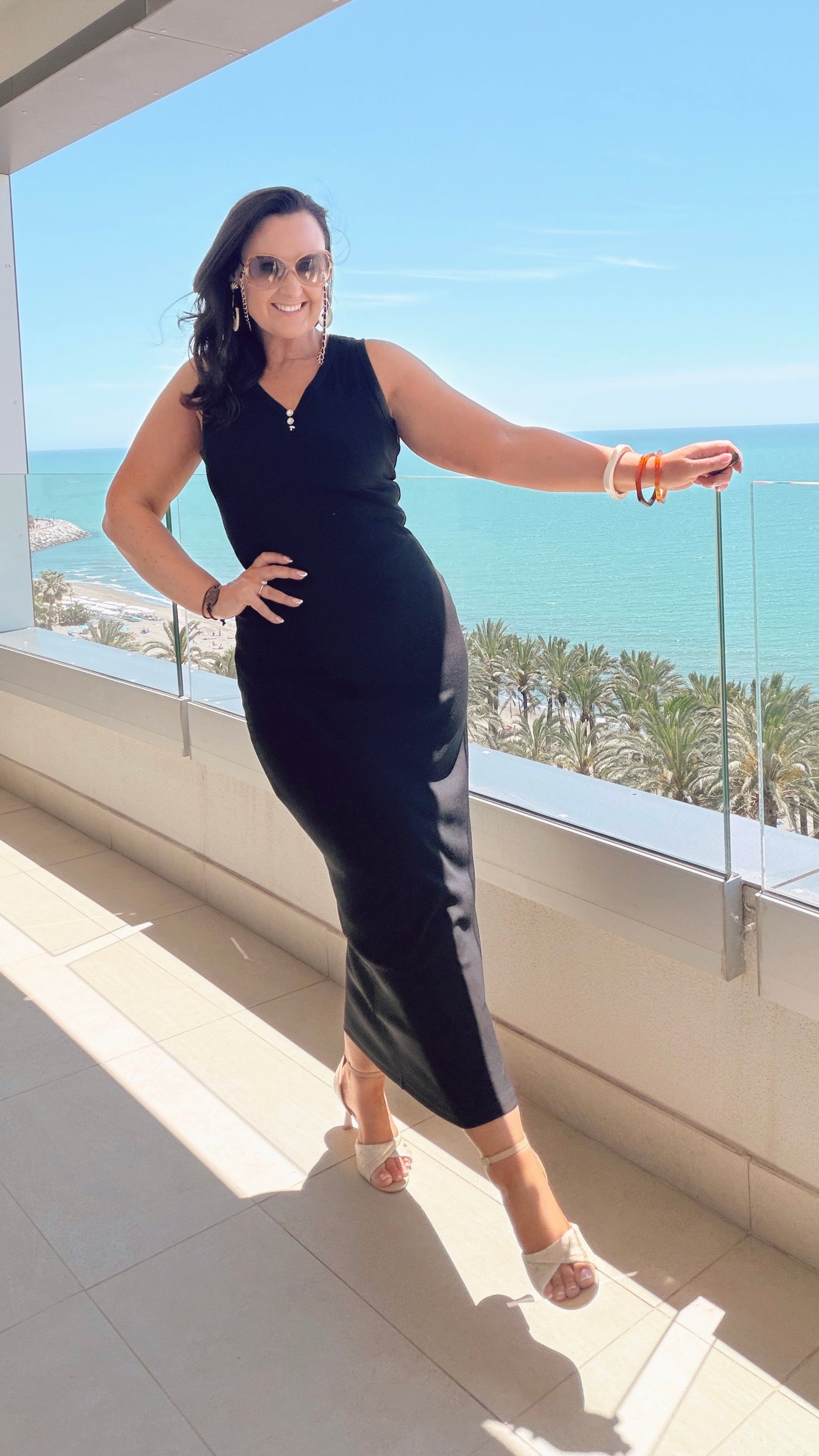 SENSS BLACK RIBBED MAXI DRESS