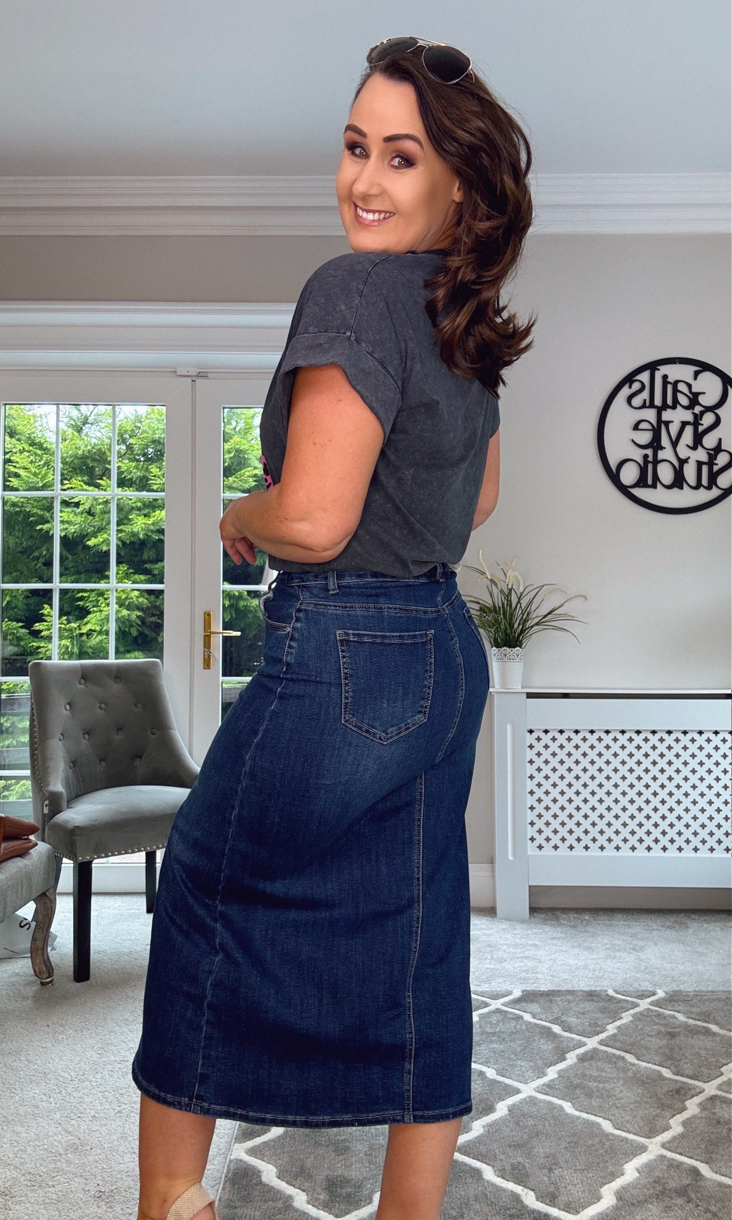 DENIM MIDI SKIRT (With a stretch)