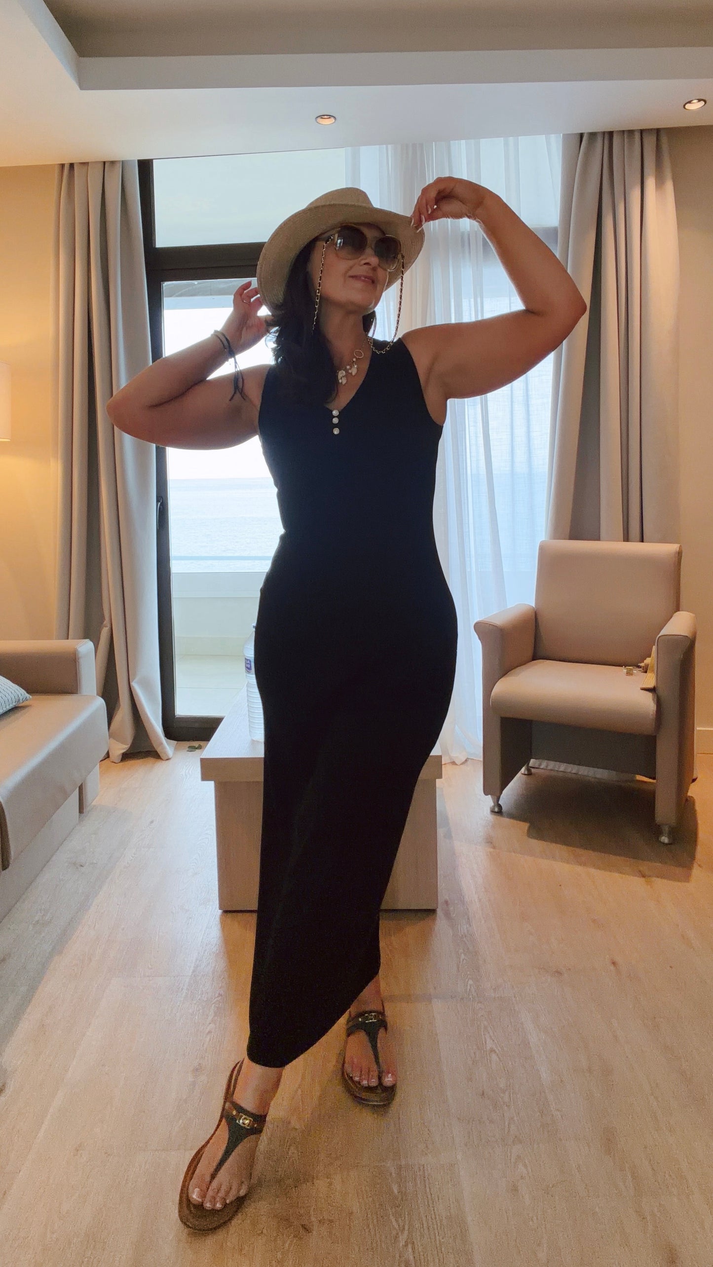 SENSS BLACK RIBBED MAXI DRESS