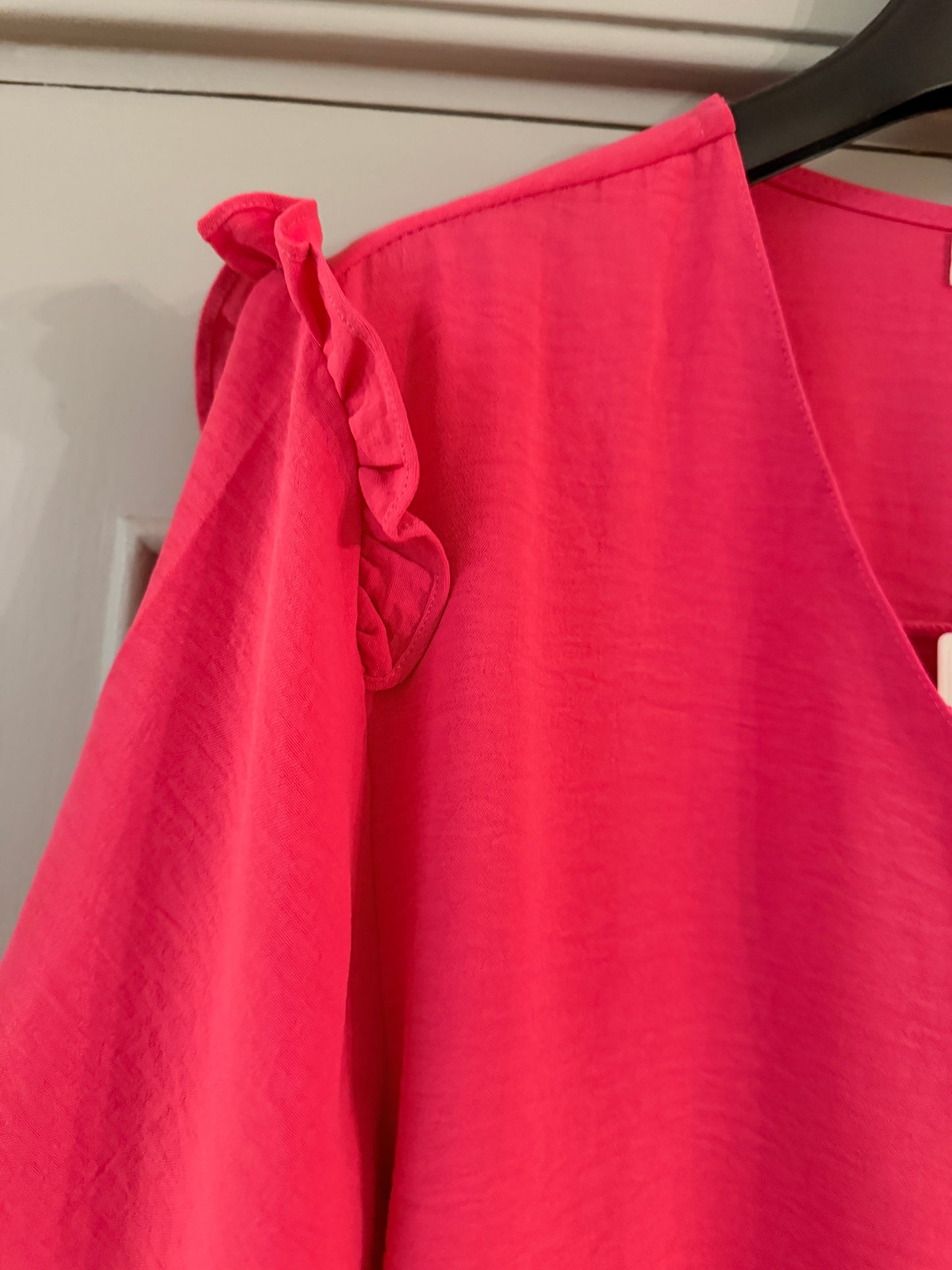 FUCHSIA PINK BELL SLEEVE BLOSUE (CURVE COLLECTION)