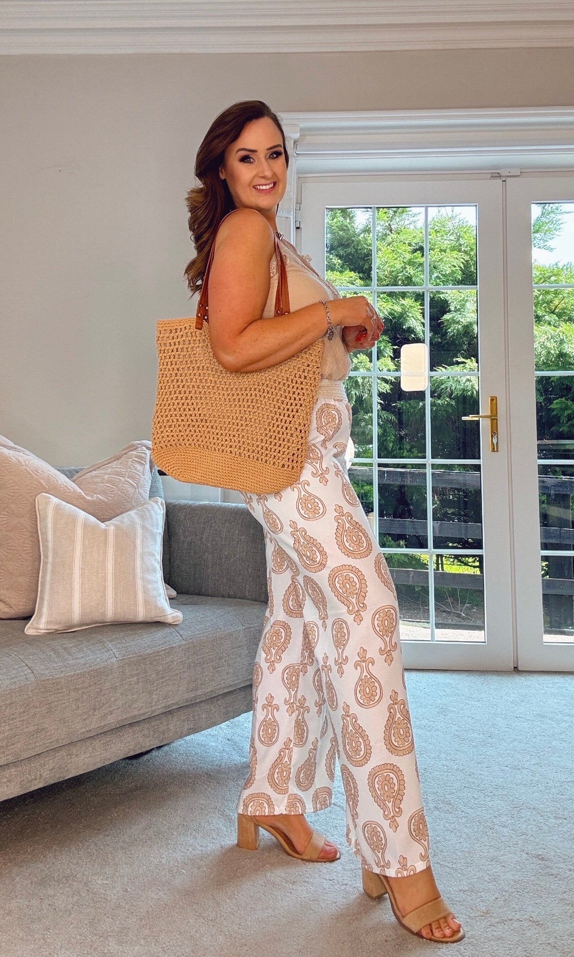BEIGE PATTERN WIDE LEG SUMMER TROUSERS