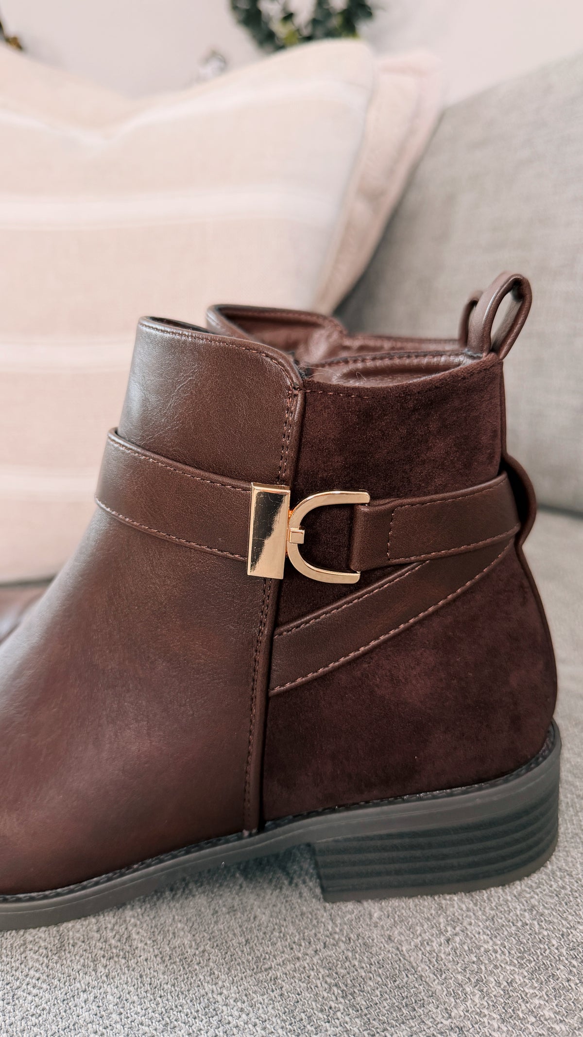 BROWN ANKLE BOOTS