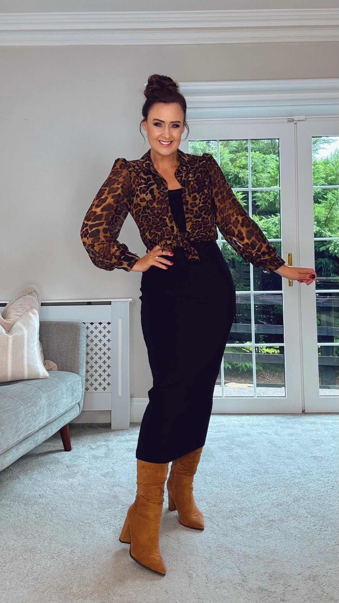 LEOPARD PRINT BLOUSE with exaggerated shoulder