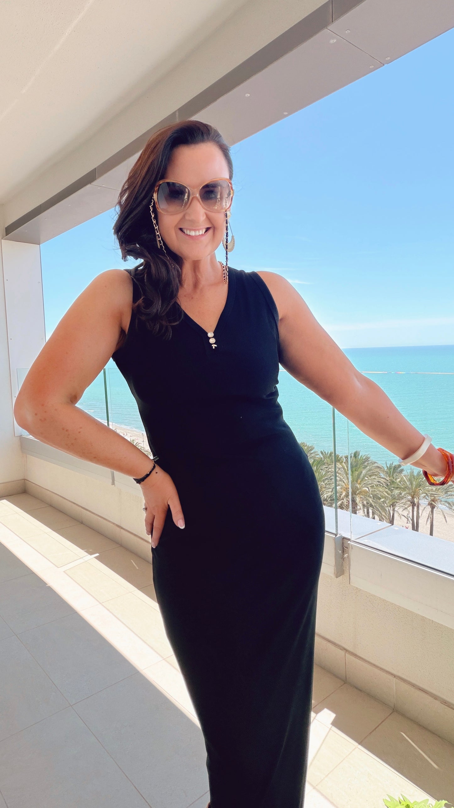 SENSS BLACK RIBBED MAXI DRESS