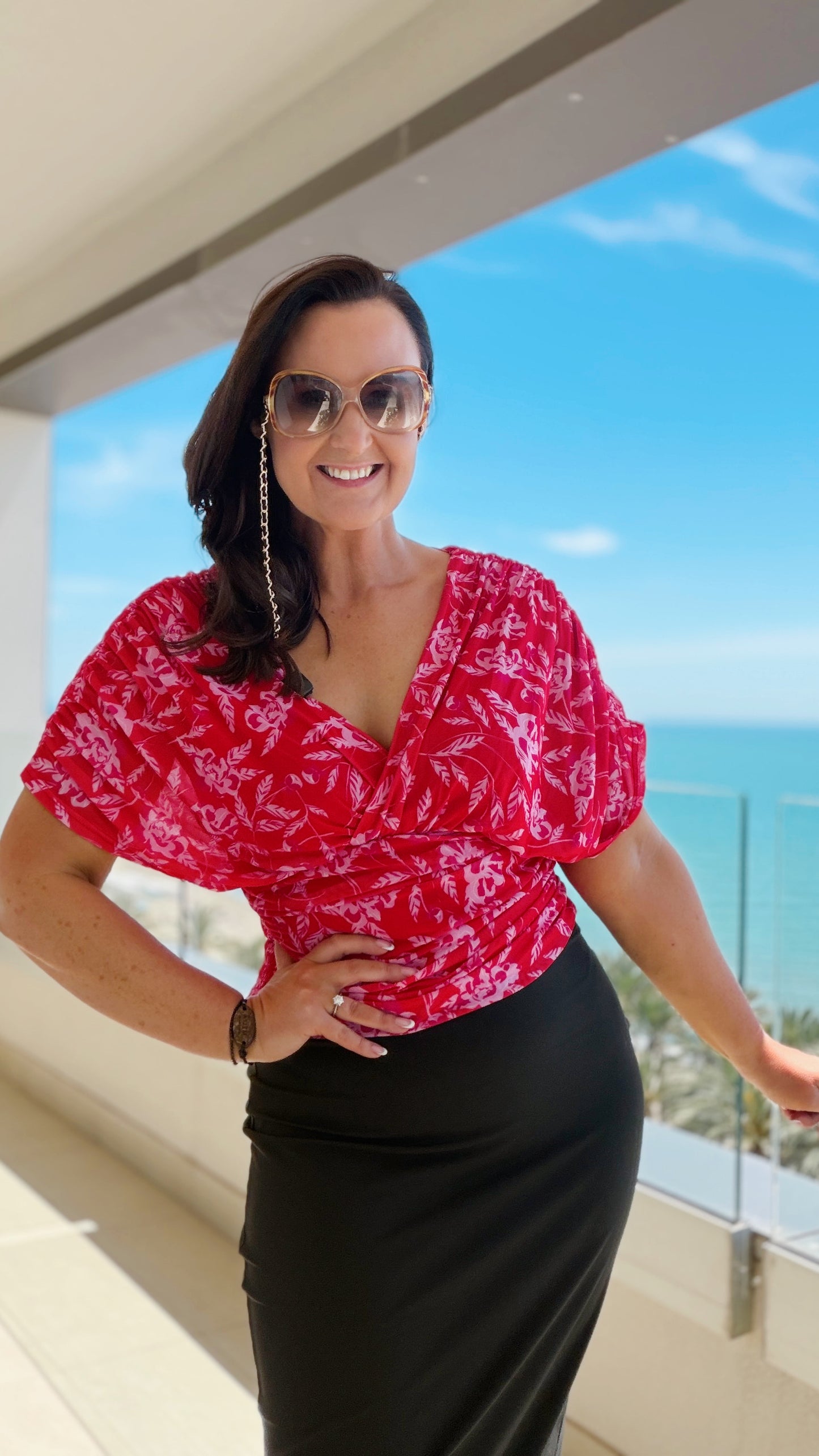RED & PINK PATTERN GATHERED TOP