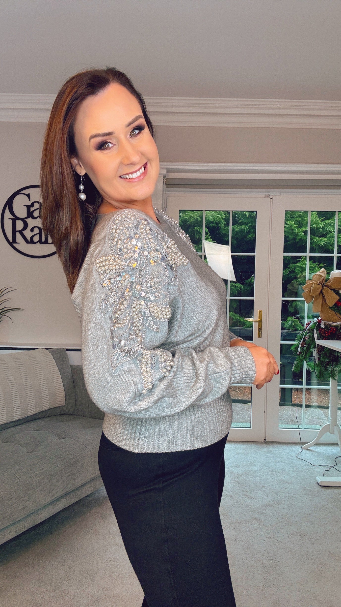 GREY EMBELLISHED JEWEL KNIT