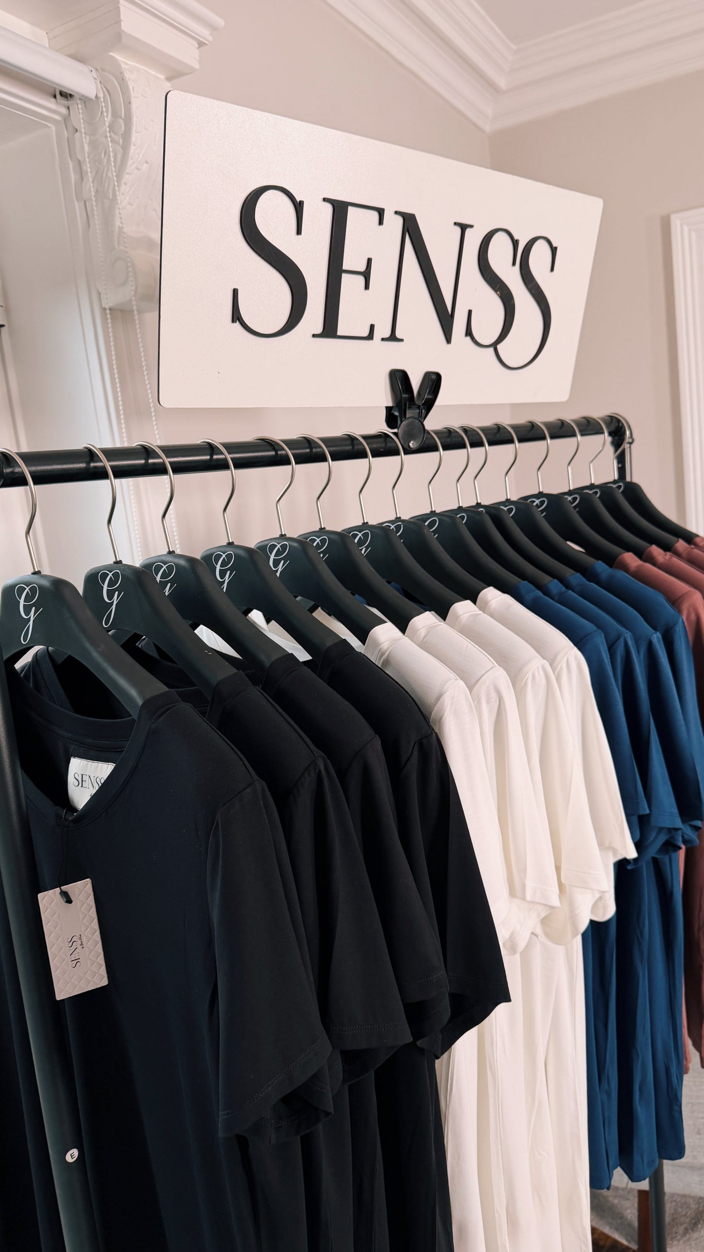 SENSS BLACK QUALITY BAMBOO T-SHIRT