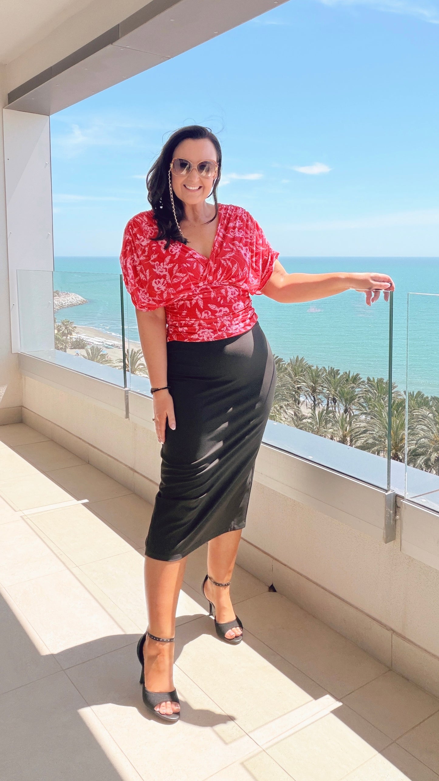 RED & PINK PATTERN GATHERED TOP
